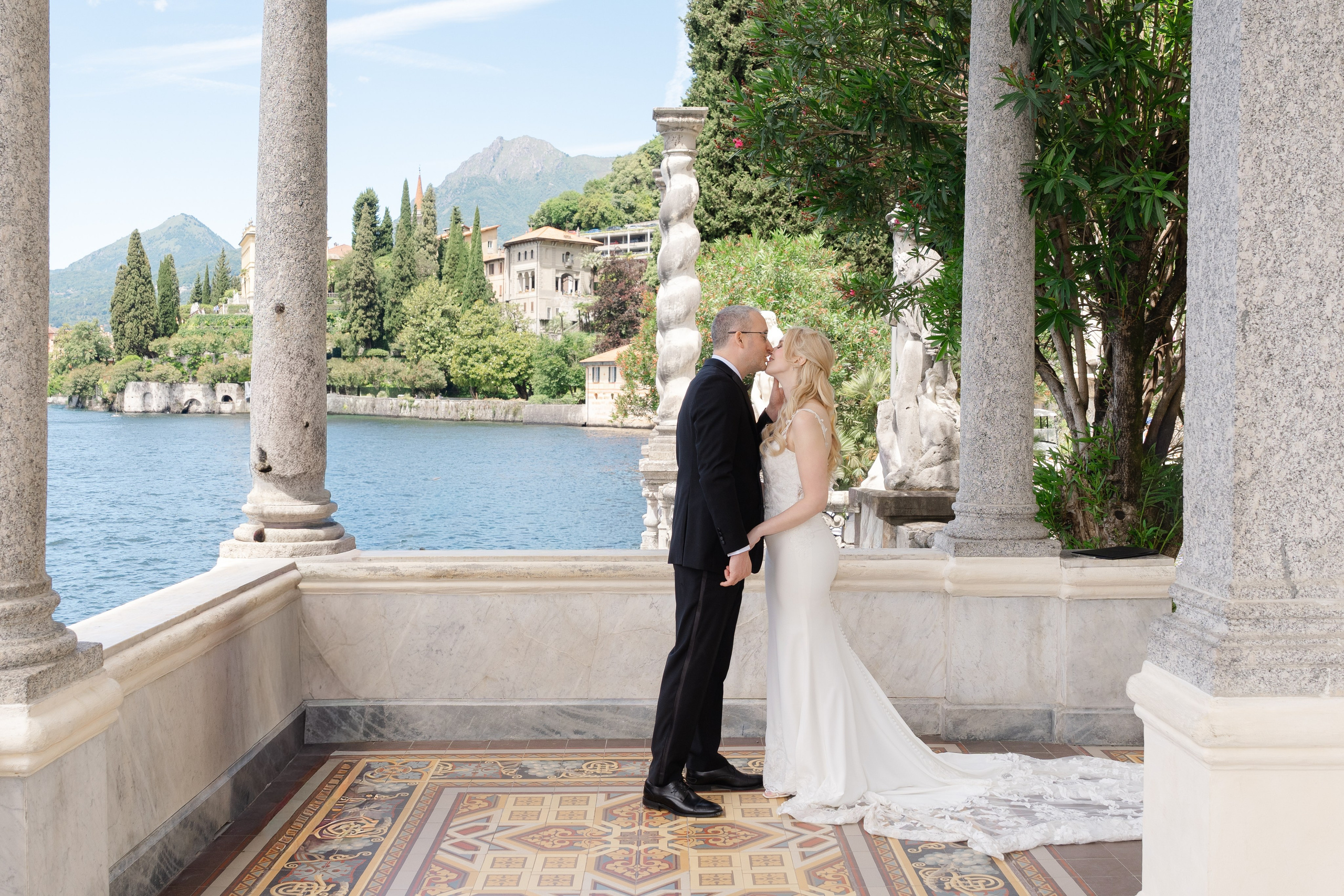 TARA AND KEVIN _ Villa Monastero. PHOTOGRAPHER IN ITALY