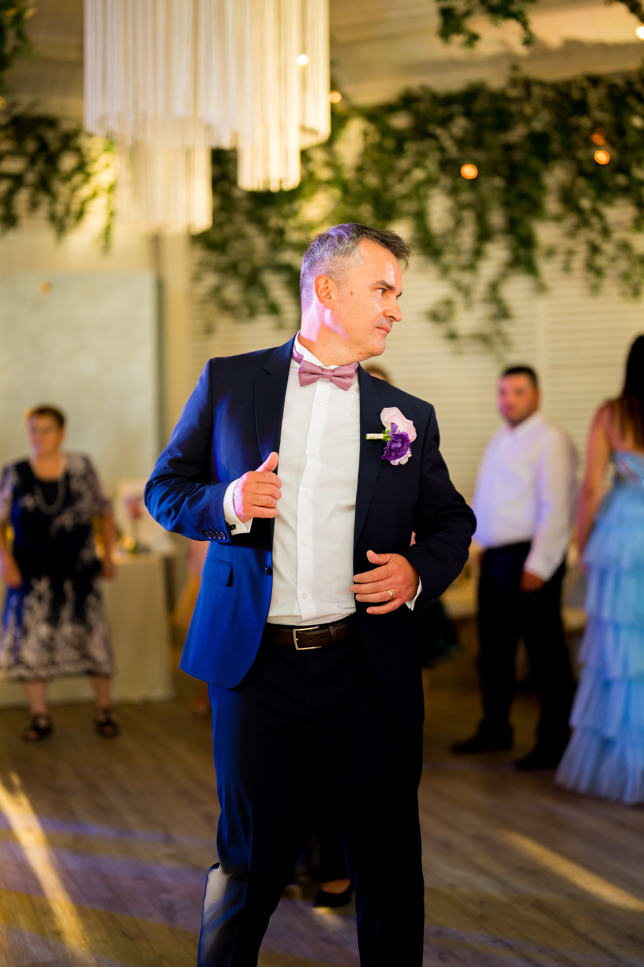 PARTY. Gabriel Florea — Fotograf nuntă București