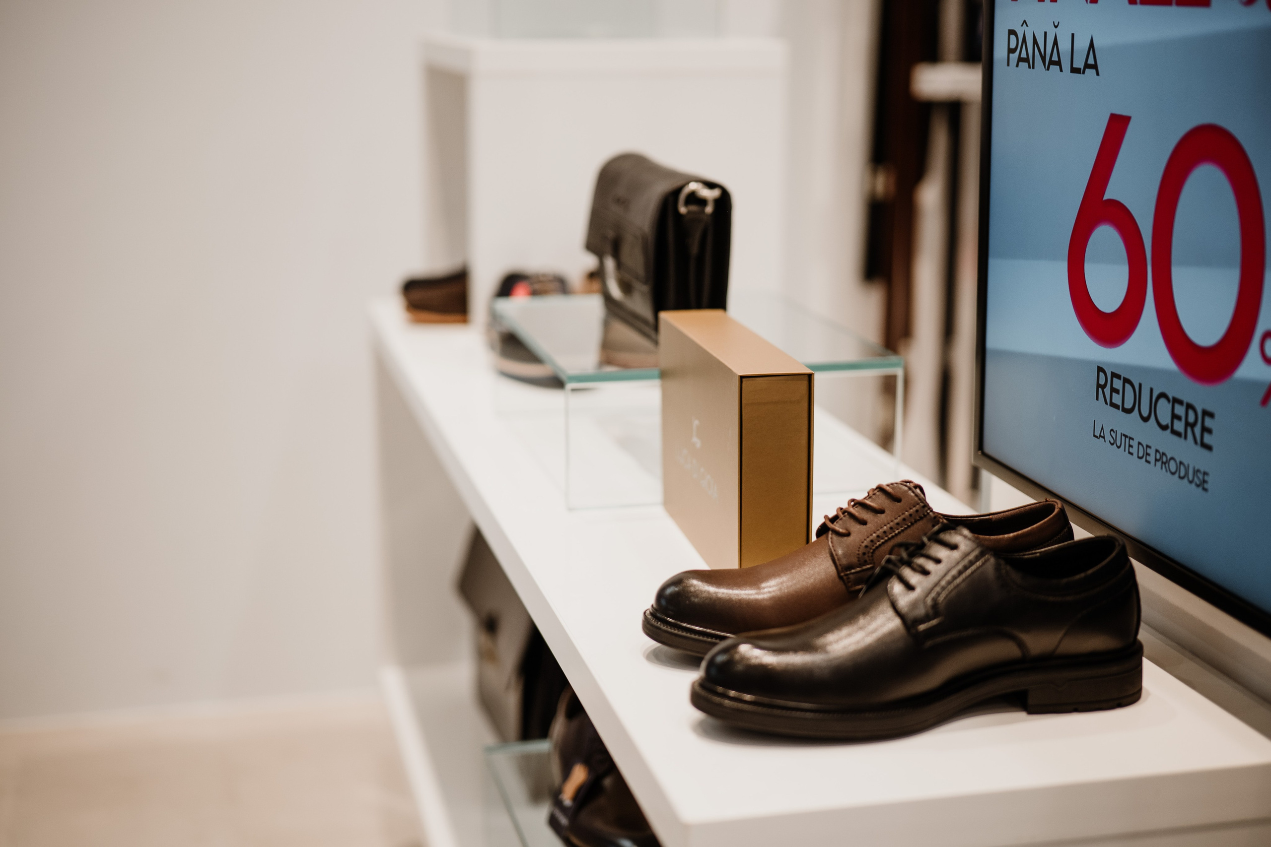 REDESCHIDERE BENVENUTI DEVA. Freesh Media Products