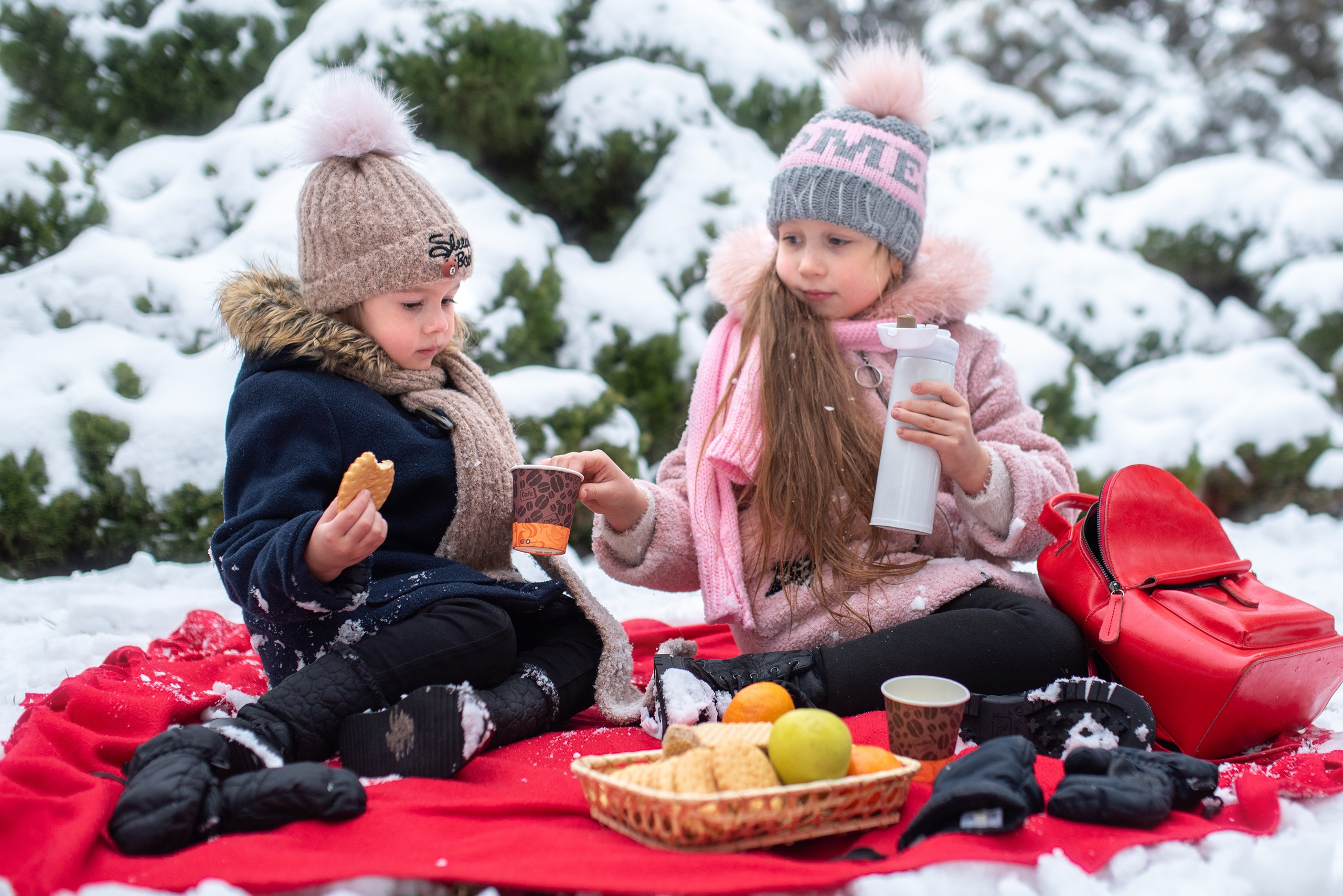 Сестрички Арианна & Альвинна. Ваш фотограф в Ашхабаде Гамлет Осипов