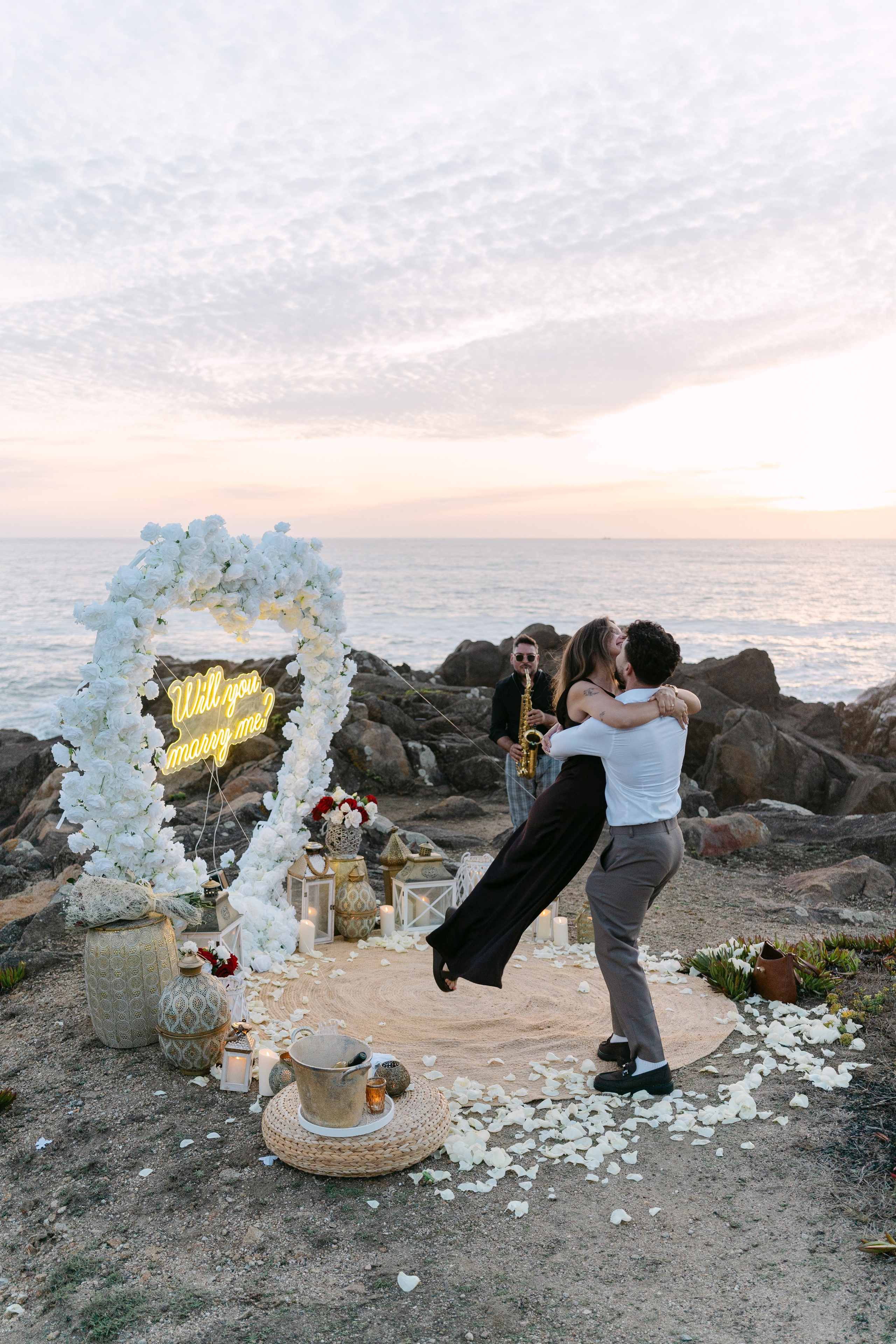 Wedding Proposal at the Beach. Davi Valente