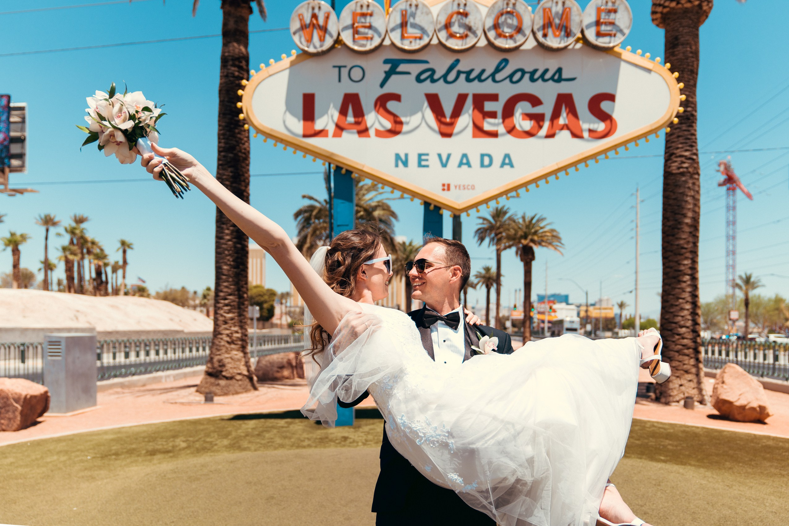 Anastasia&Luka. Wedding & elopement photographer Viktoriya Kravtsov. Las Vegas
