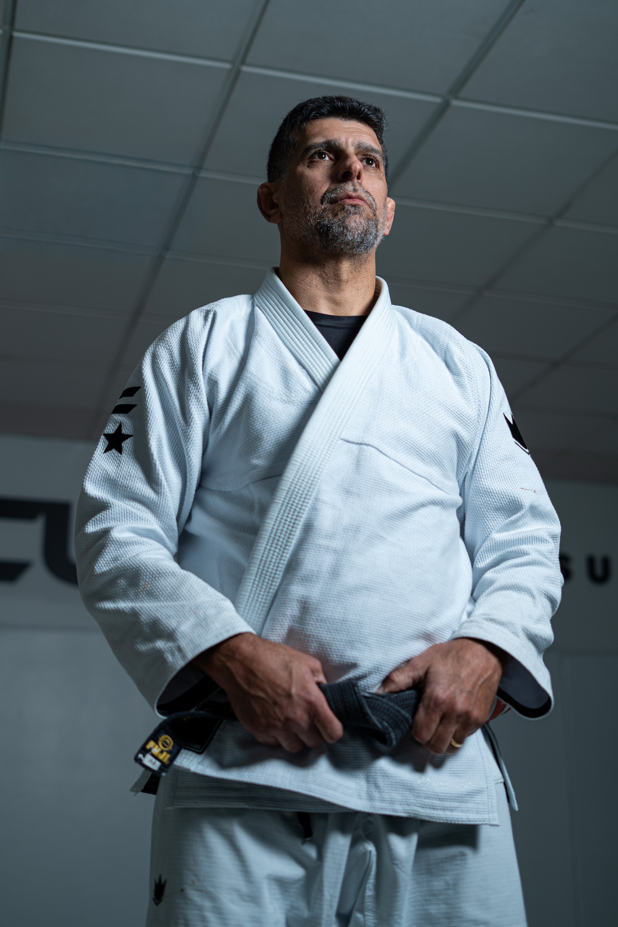 Alexandre Azevedo. Frames by Giovani Braga