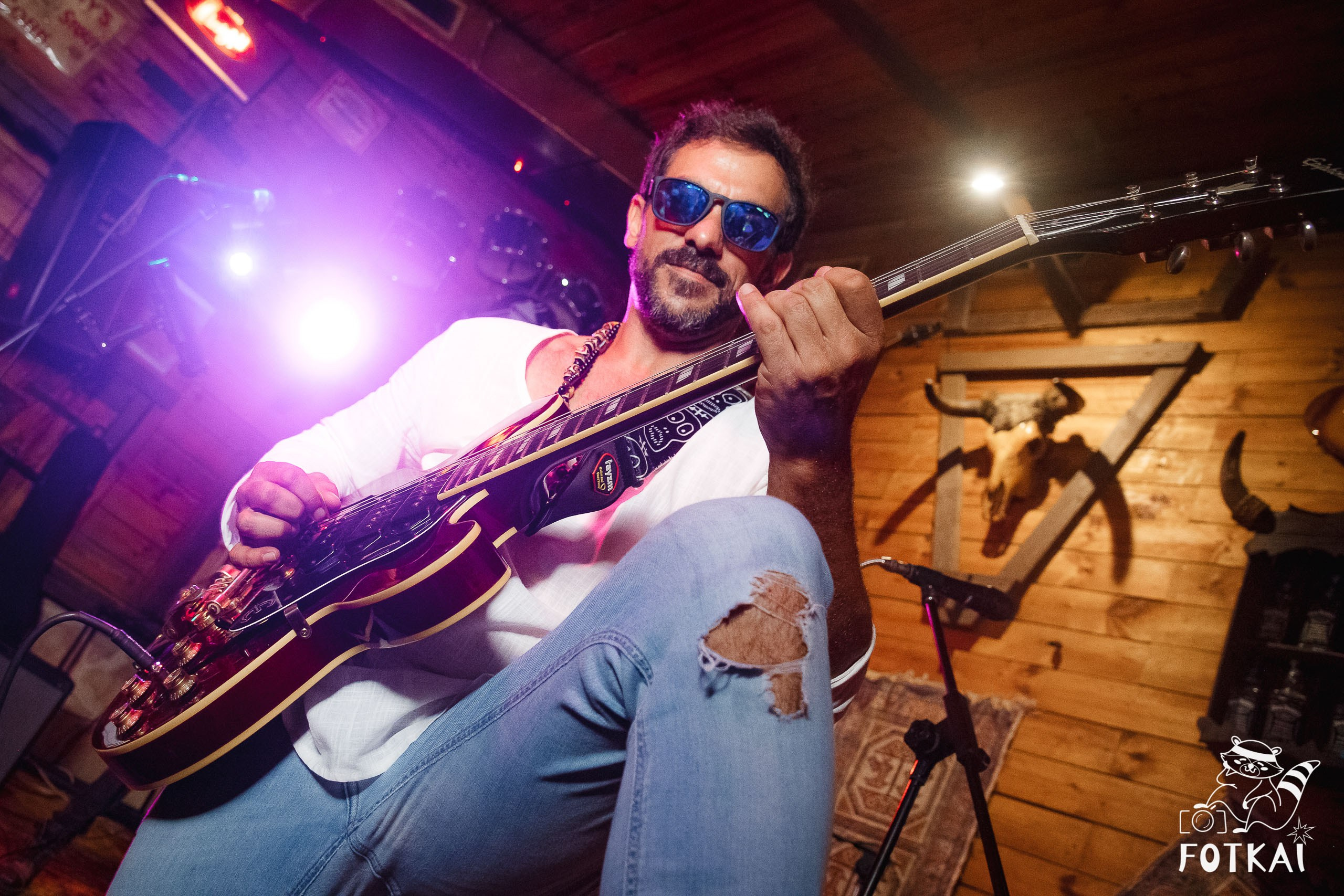 Stones of the Coast en El Paso Rock Bar Torrevieja: Reportaje fotográfico 20.09.25 | FOTKAI