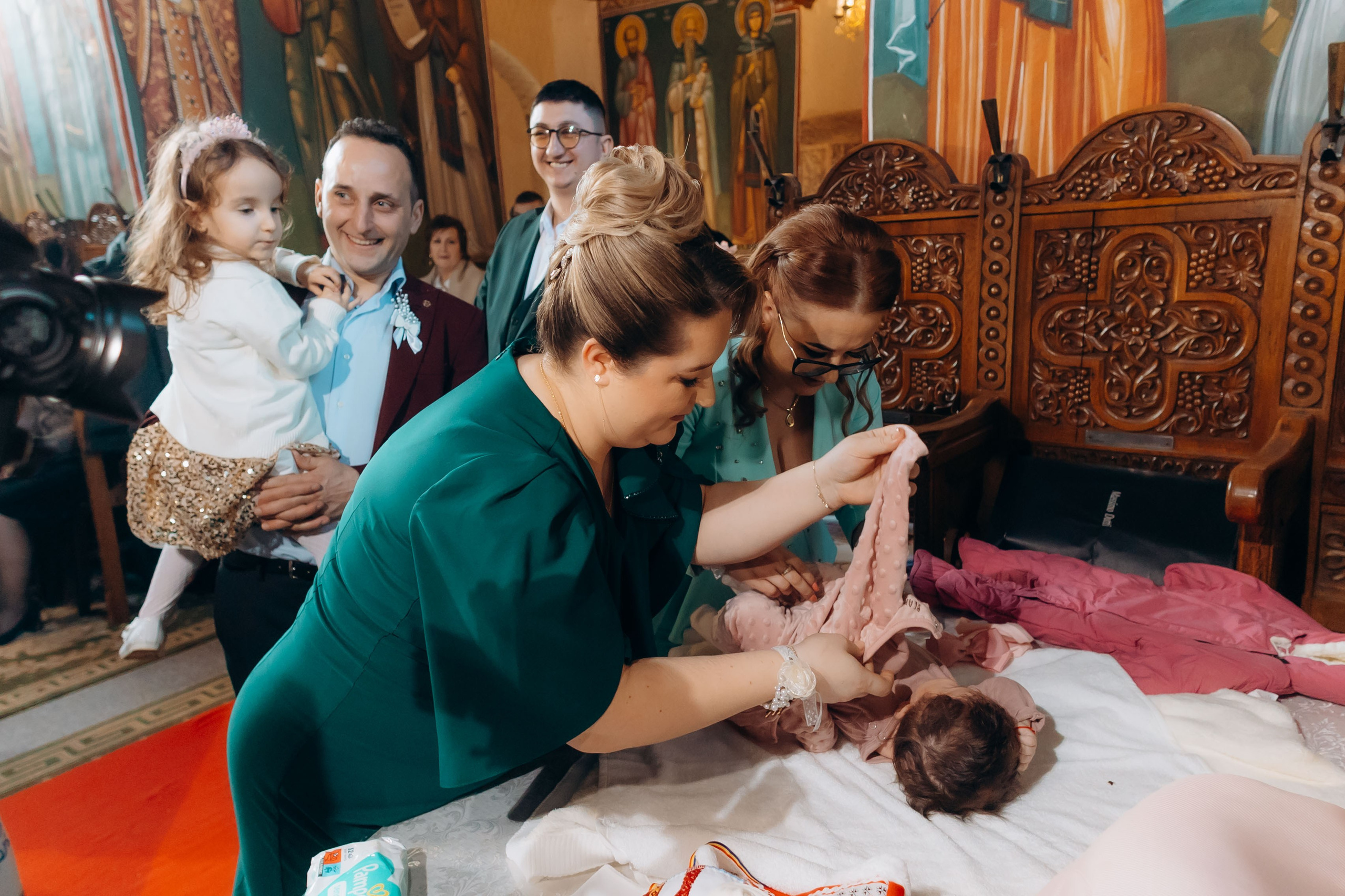 Povestea voastră, regizată de noi |Cristi Turculet Videograf Nuntă Suceava | wedding highlight. Servicii foto-video profesionale, pentru momente de neuitat