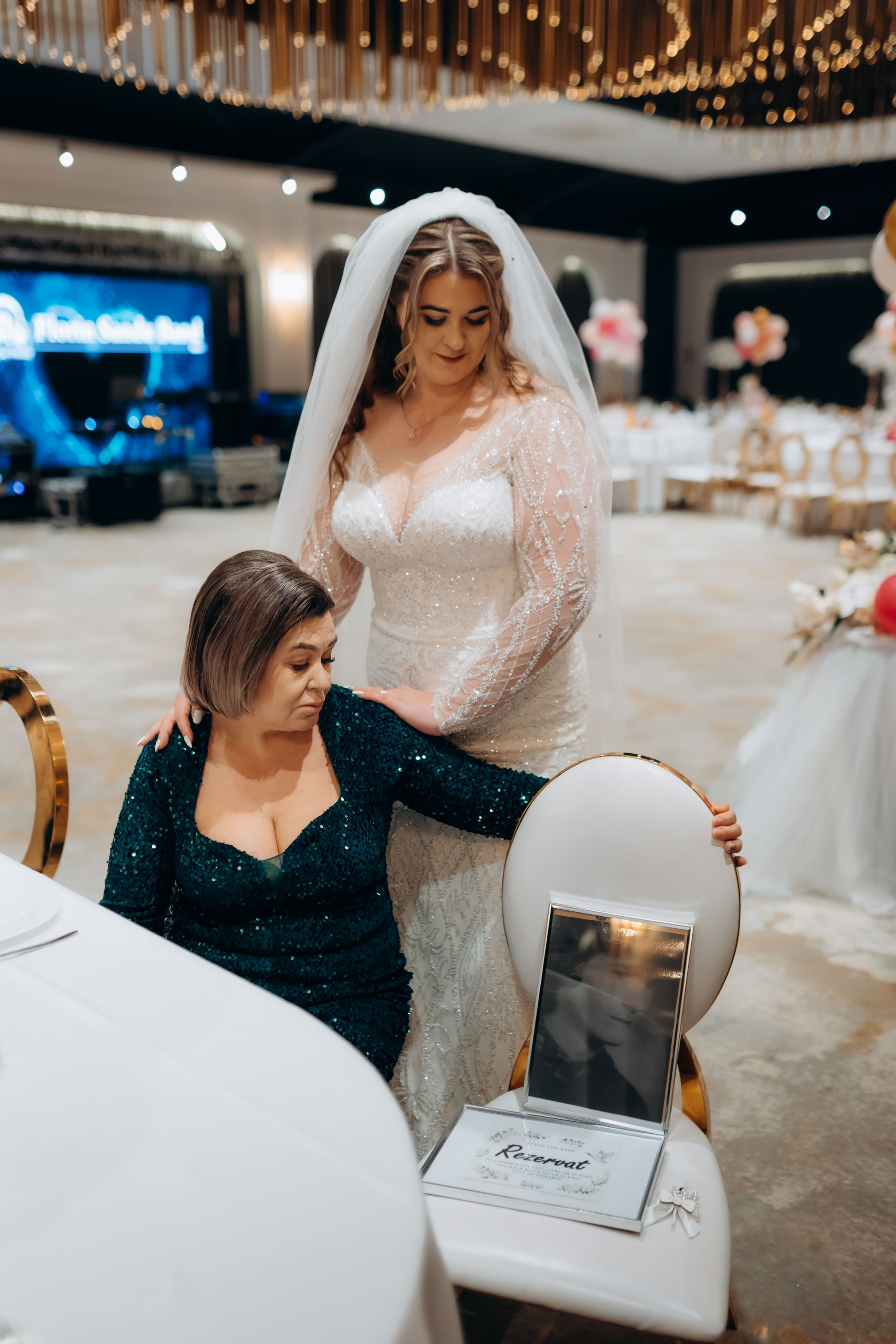 Povestea voastră, regizată de noi |Cristi Turculet Videograf Nuntă Suceava | wedding highlight. Servicii foto-video profesionale, pentru momente de neuitat