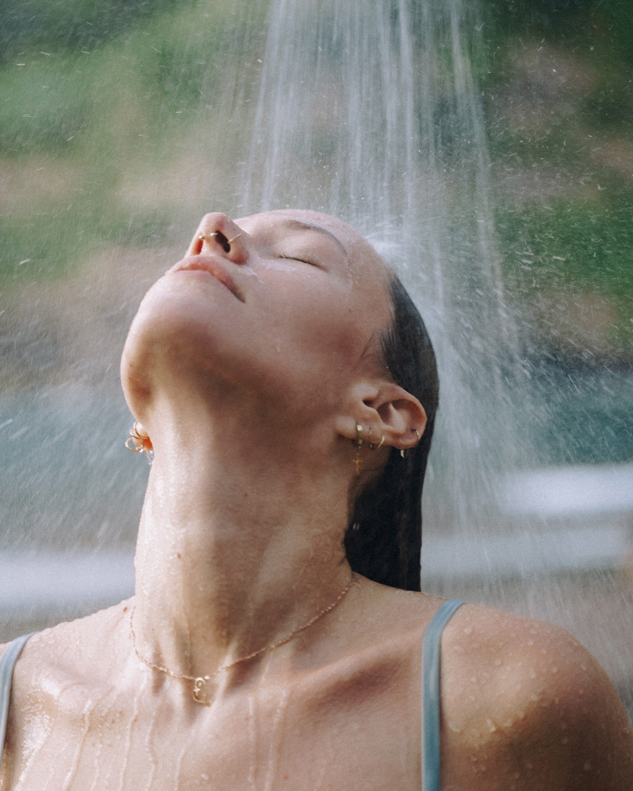 Portrait photoshoot with Lesia at Seixal Beach | Madeira Photographer. Your photographer in Madeira