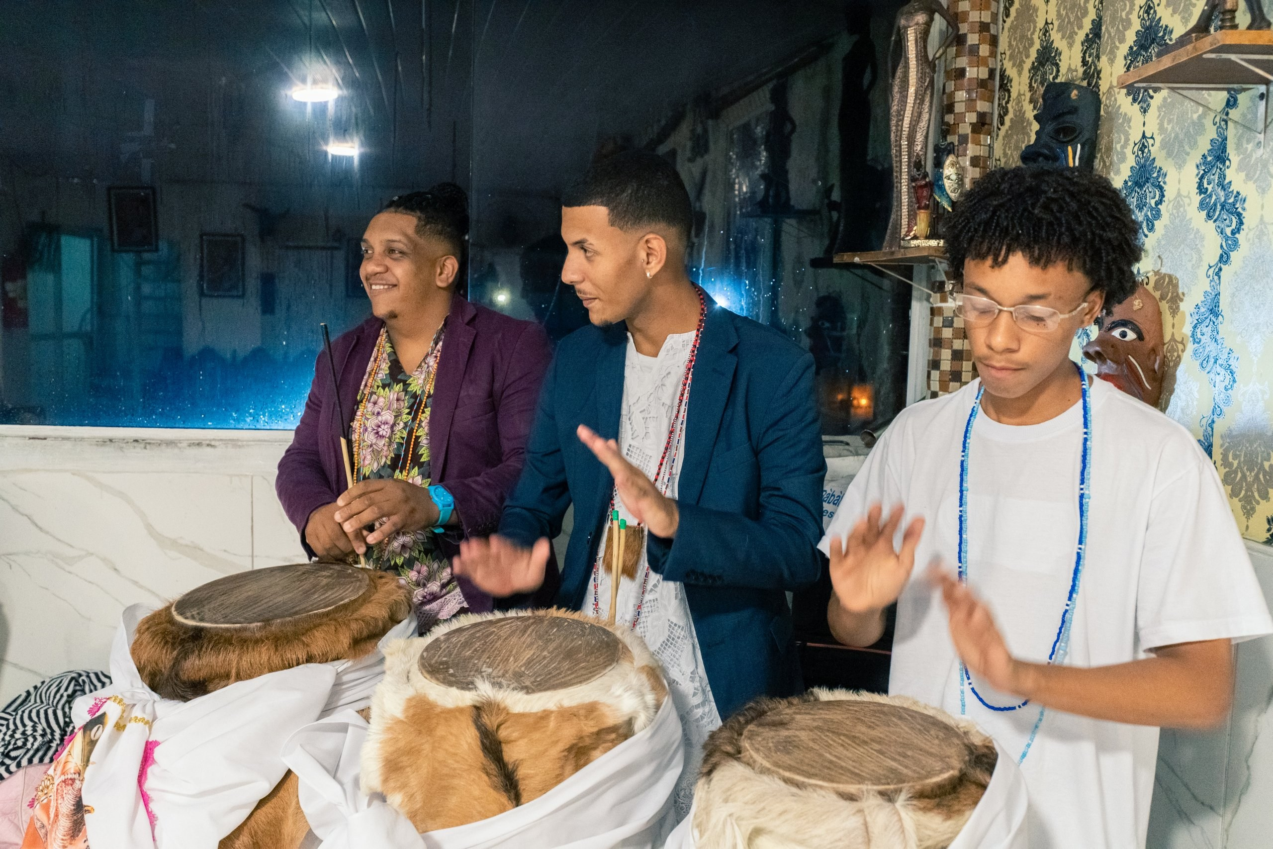 19/04/2025 — Iniciação Oloyê Pablo, Ajoyê Maria Júlia e Iyawo Arthur. Aladá Produções