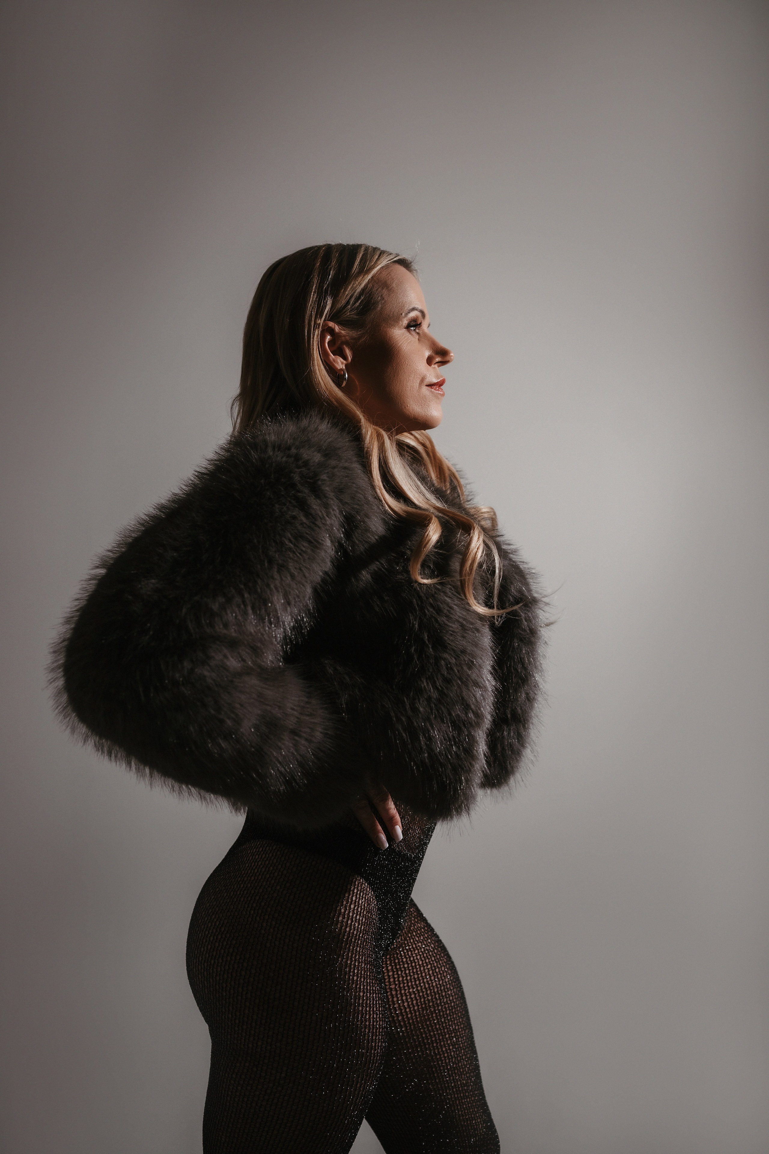 Sieviešu fotogrāfe Nadja Kraukle