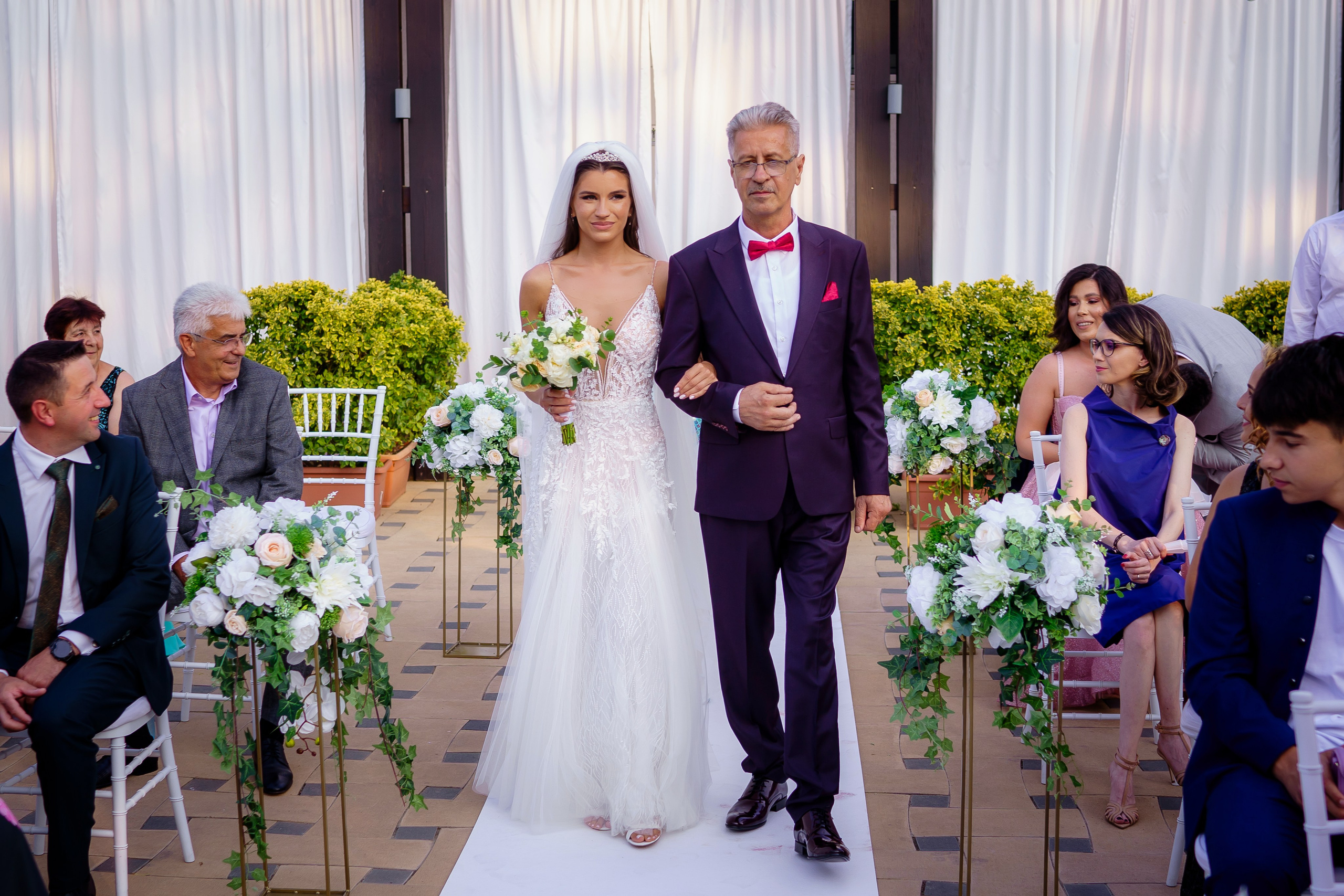 Laura si Felix - Nunta la Domeniile Saftica. Fotografi de nunta in Bucuresti, Iulia si Stefan Ovidiu