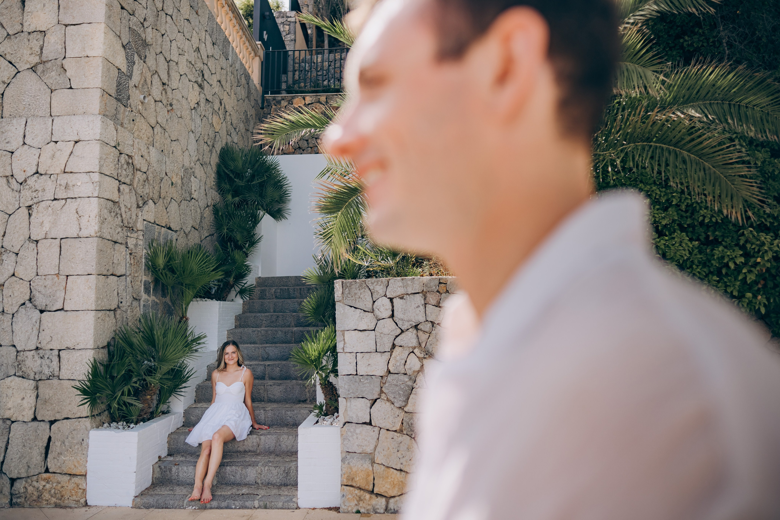 Relaxed Couple Session in Mallorca — Citrus Fields & Seaside. Фотограф у Пальма де Майорка