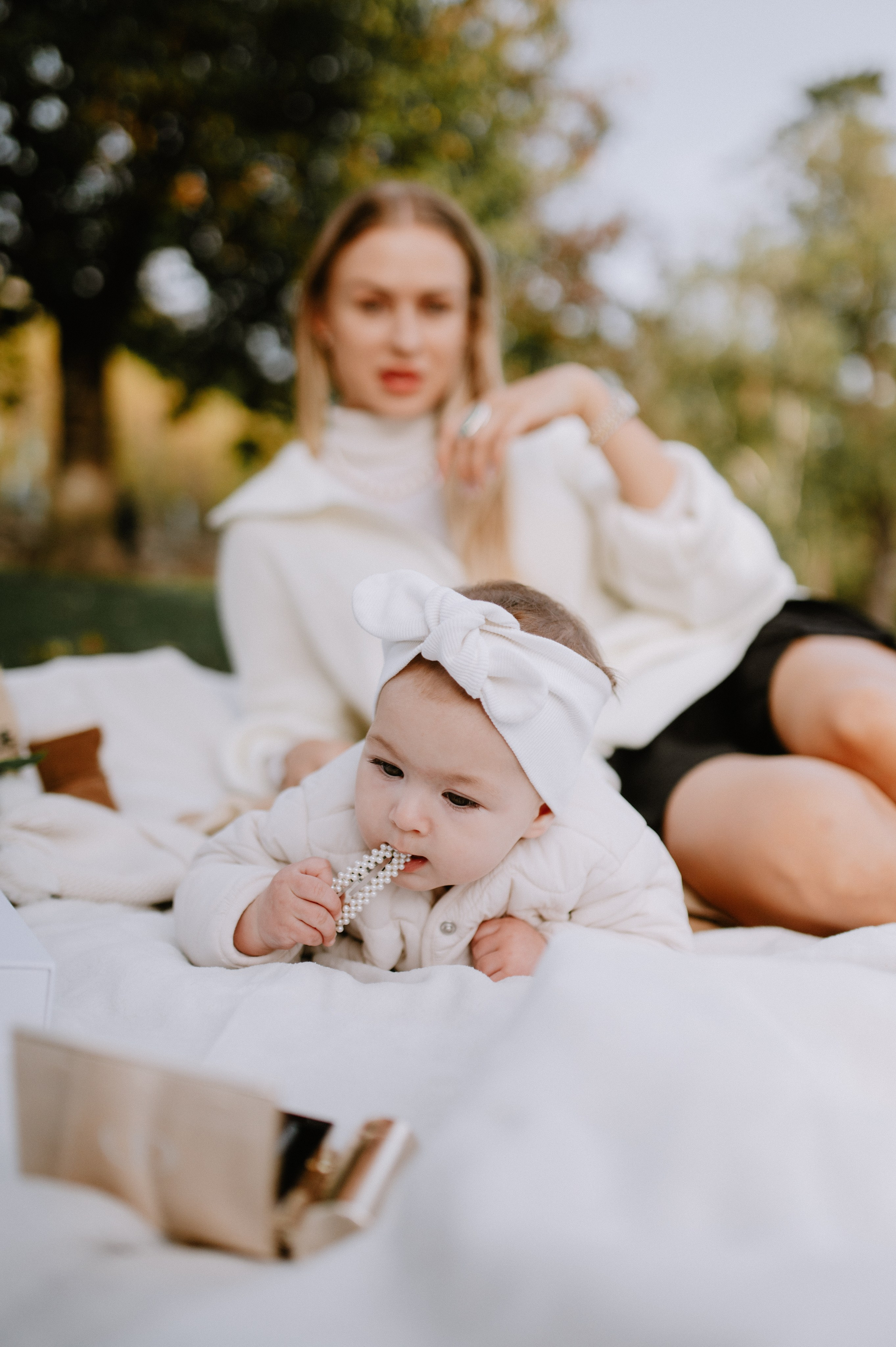 Oli&klaudi. ANNA-MARIA PHOTO CONTENT CREATOR — фотограф, эстет, художник и визуальный эксперт в Instagram, работающий в Праге