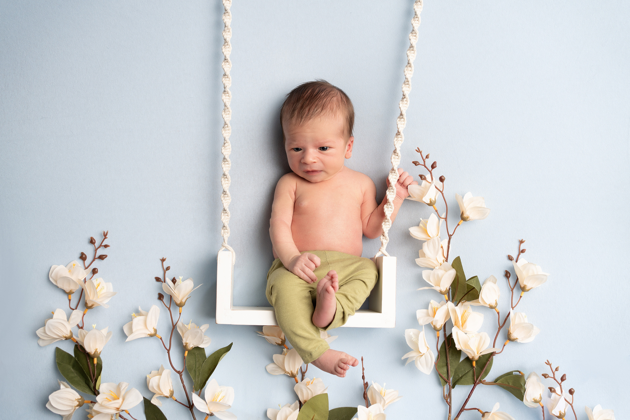 Babyfotografie und Newbornshooting für Kinder in Bayern. Neugeborenenfotografin und Retoucher in Augsburg Nastassia Schneider