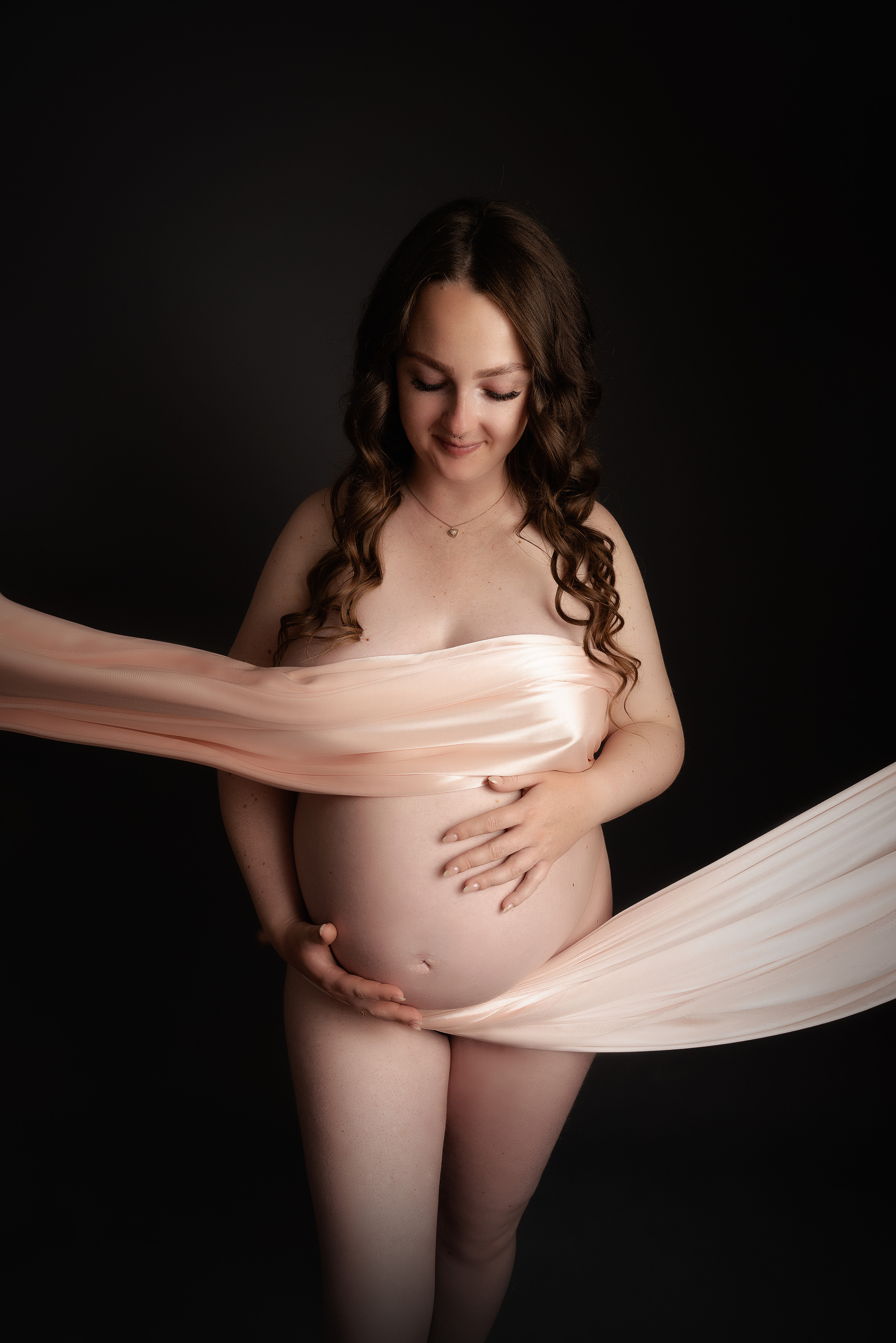 Die strahlende Aura der Schwangerschaft: Bilder von zeitloser Schönheit