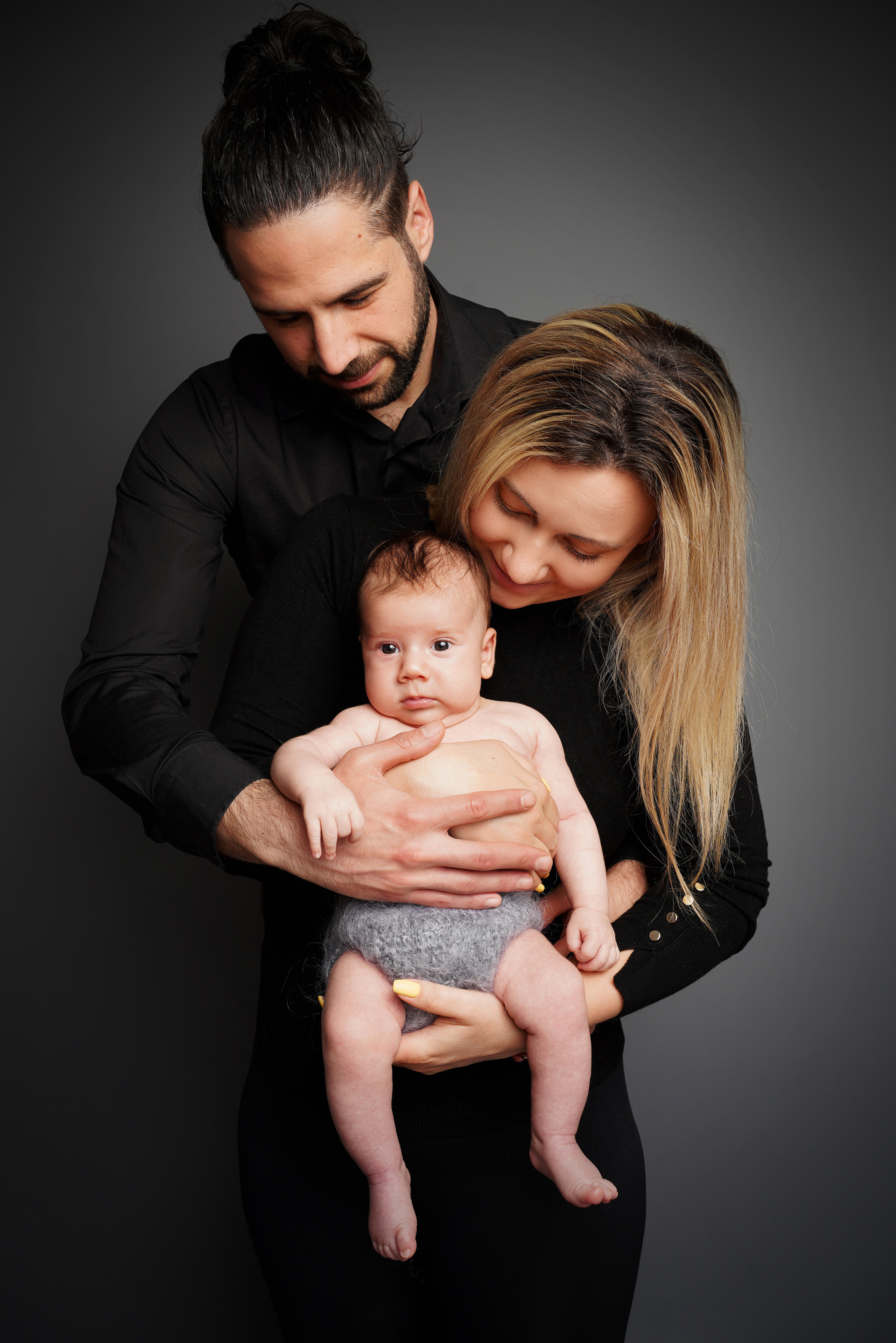 Familienshooting in Kreis Augsburg. Neugeborenenfotografin und Retoucher in Augsburg Nastassia Schneider