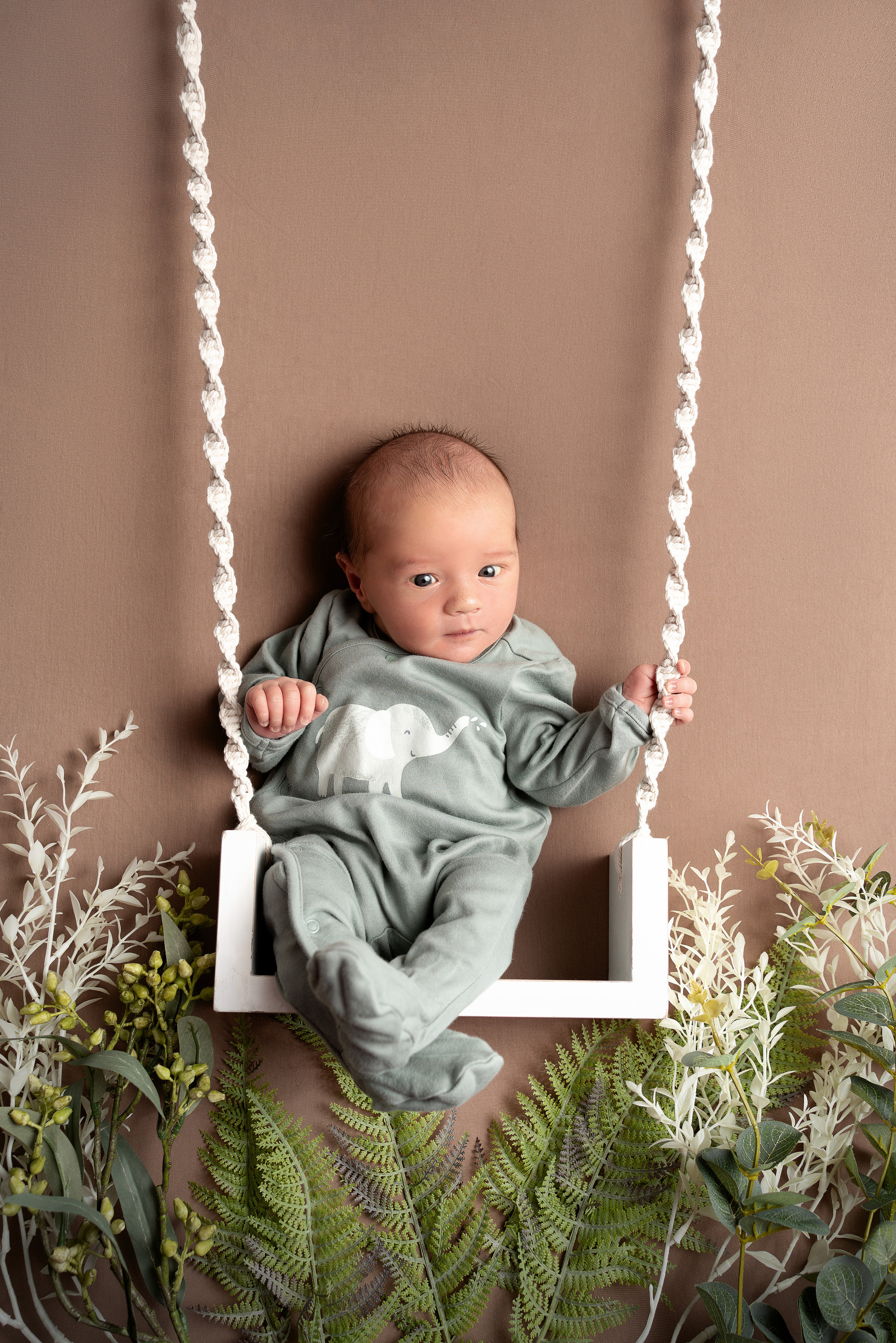 Babyfotografie und Newbornshooting für Kinder in Bayern. Neugeborenenfotografin und Retoucher in Augsburg Nastassia Schneider
