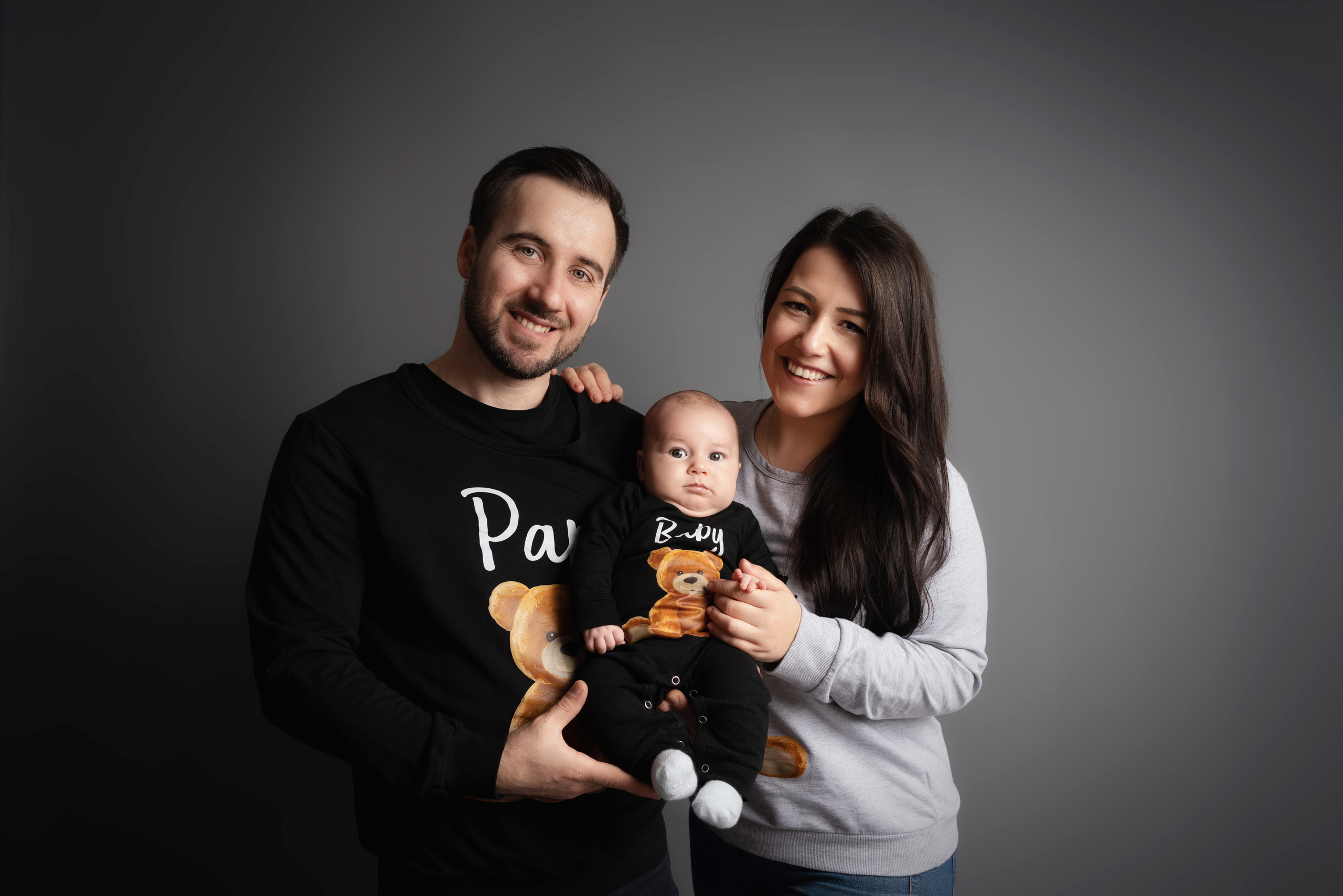 Familienshooting in Kreis Augsburg. Neugeborenenfotografin und Retoucher in Augsburg Nastassia Schneider