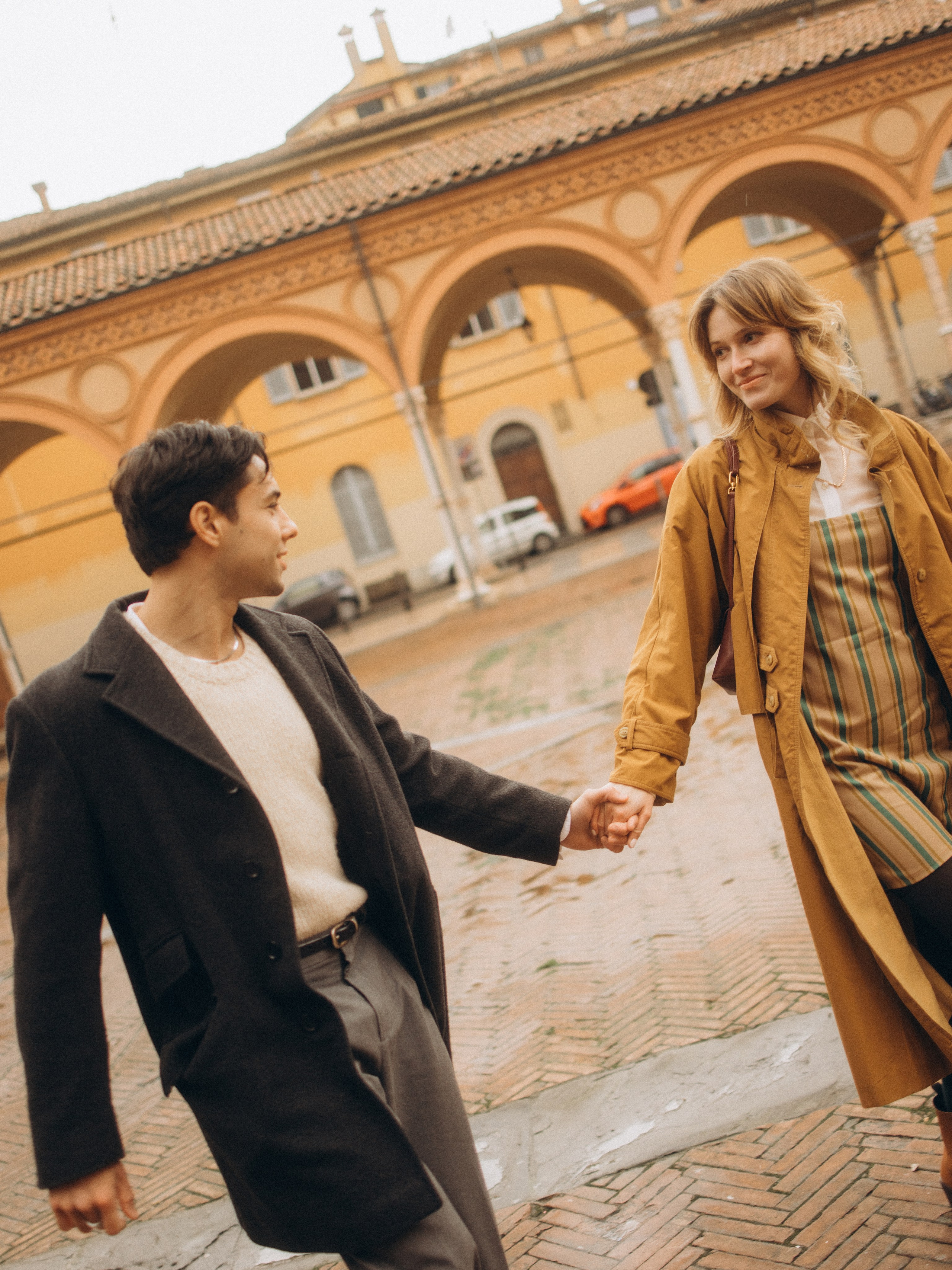 Cinematic Photowalk. Wedding, Elopement & Family Photographer