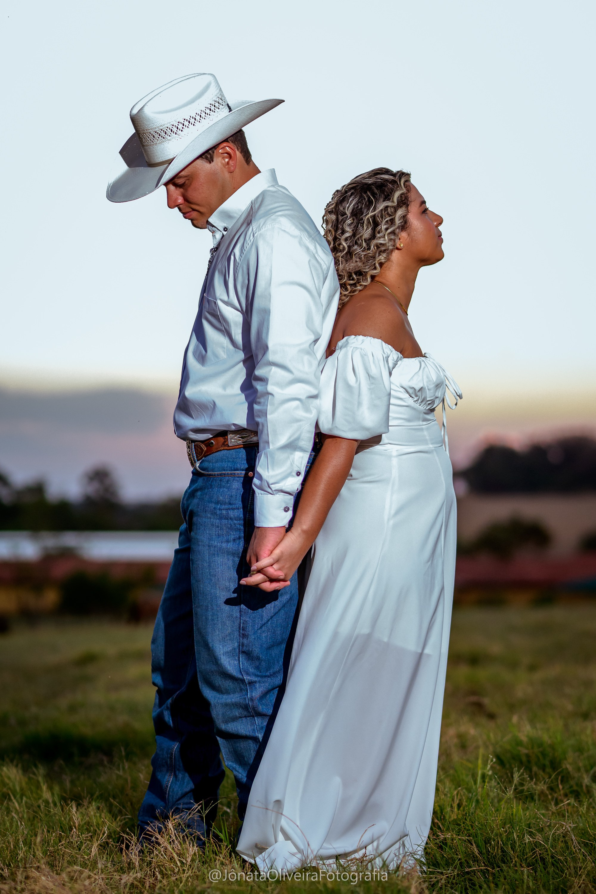 Pre Wedding Luérica e Vinicius. Fotografia de casamentos e ensaios em avaré Jônata Oliveira