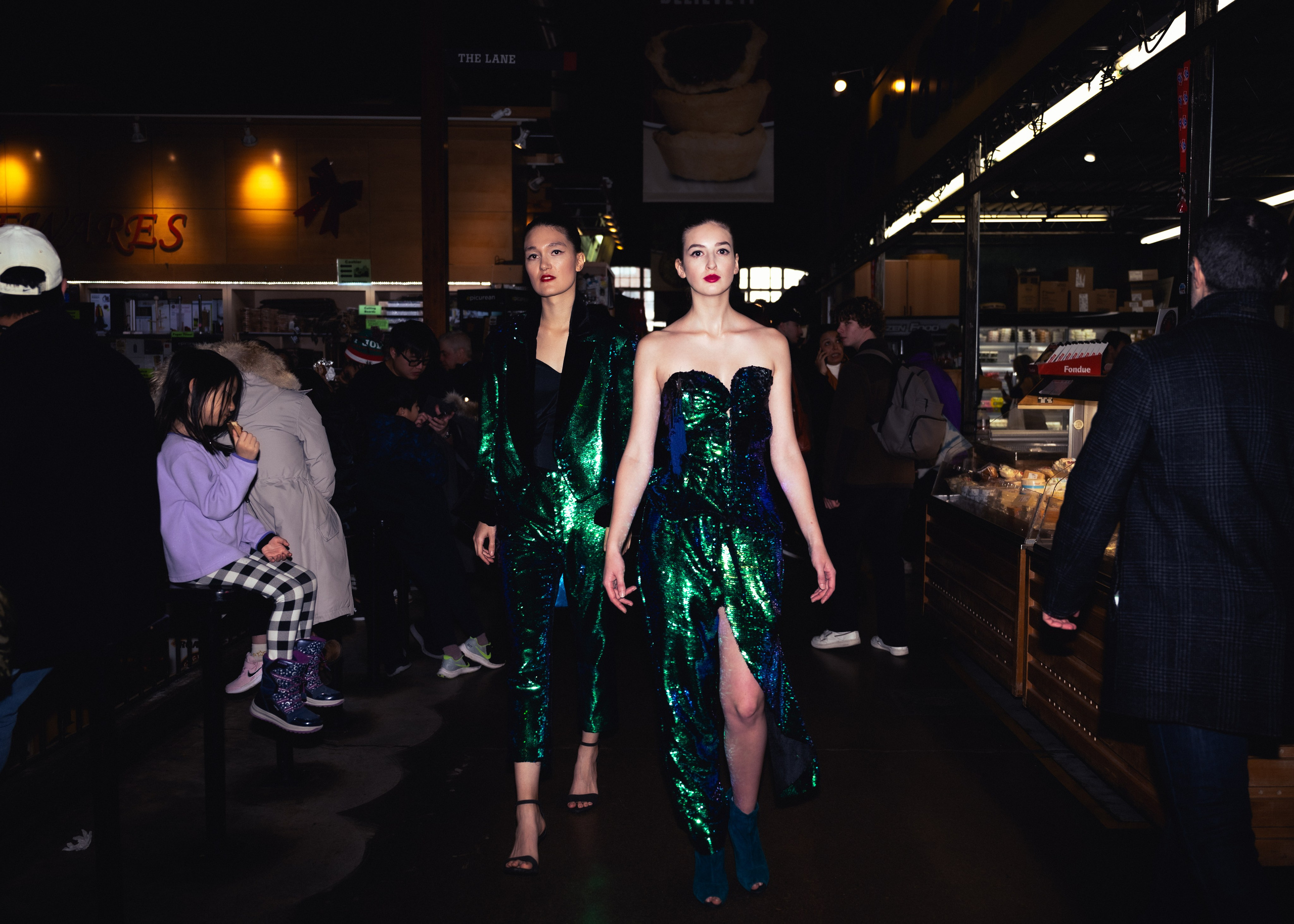 Bright Beauty through St. Lawrence in Toronto. Ekaterina Tsurkina-Appina Photography Canada