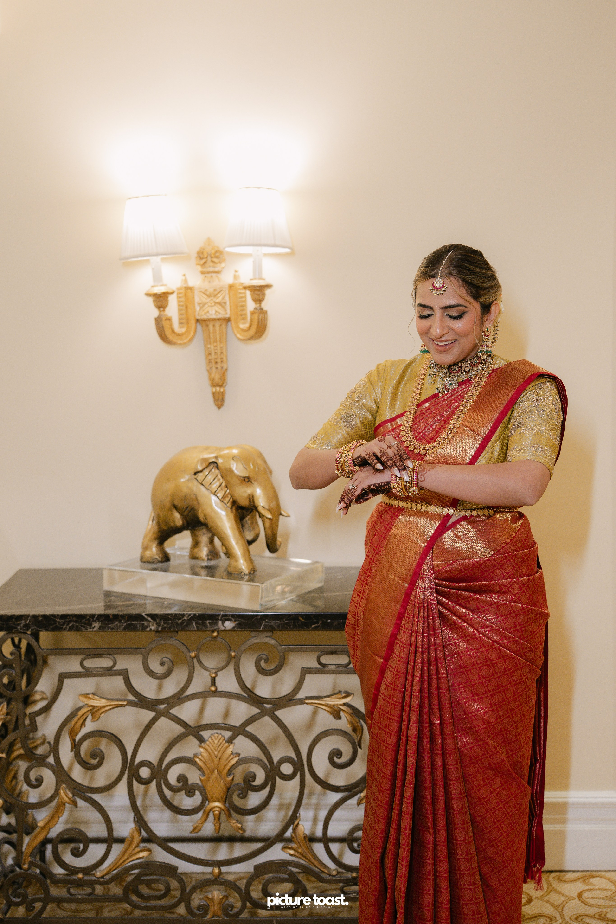 South Indian Wedding Ft. Aashna & Rajiv. Fine art Wedding Photographers in India & Canada