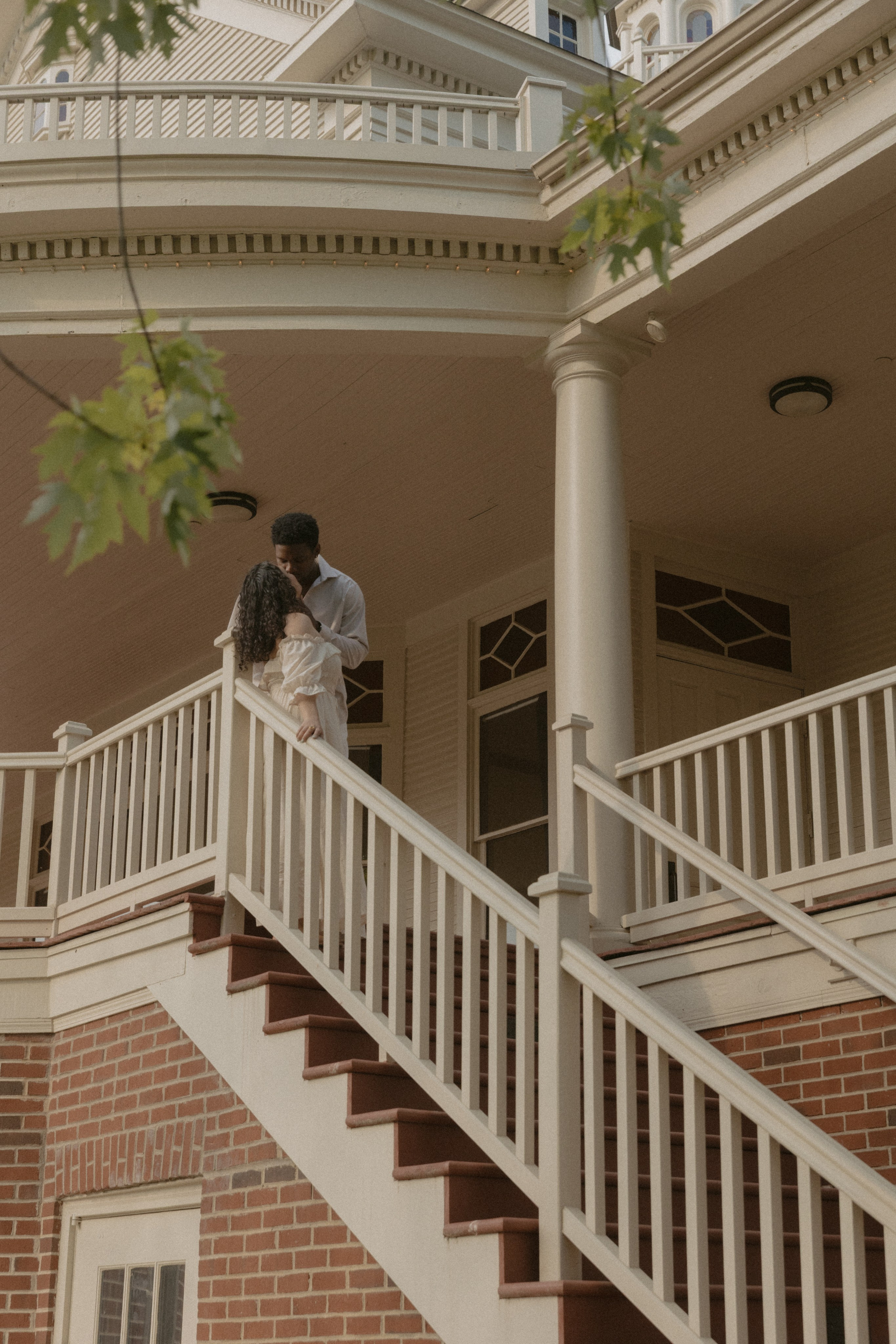 T&C. Couple photographer in Chicago