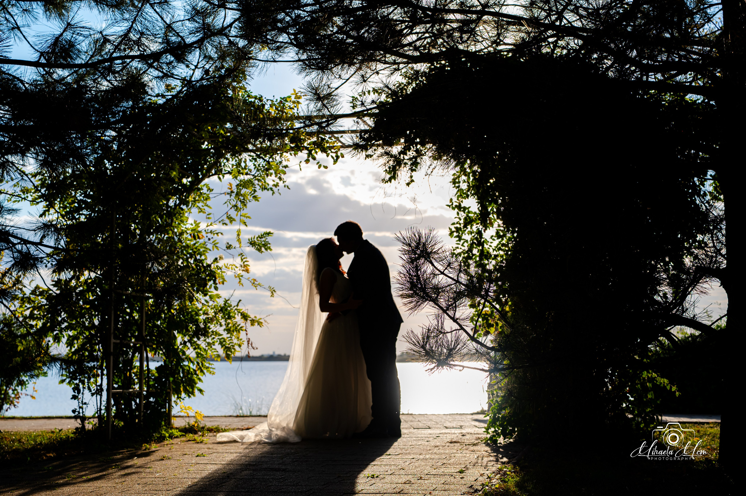 Trash the dress. MCM Happy Studio – Fotograf și Videograf Nuntă