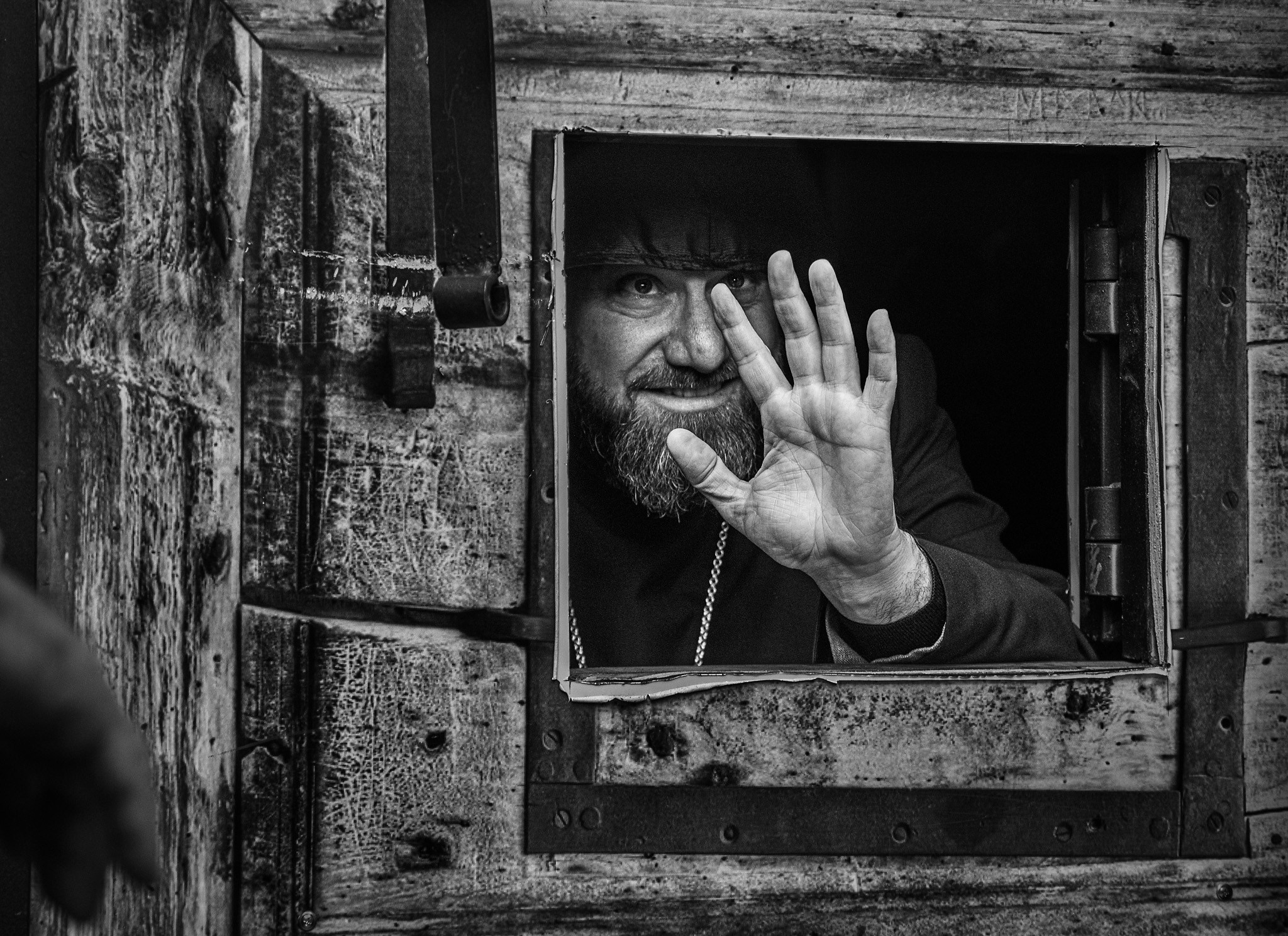 Keepers of the Key — Holy Fire Ceremony, Jerusalem. Zeev Kurlianchick — Documentary Photographer