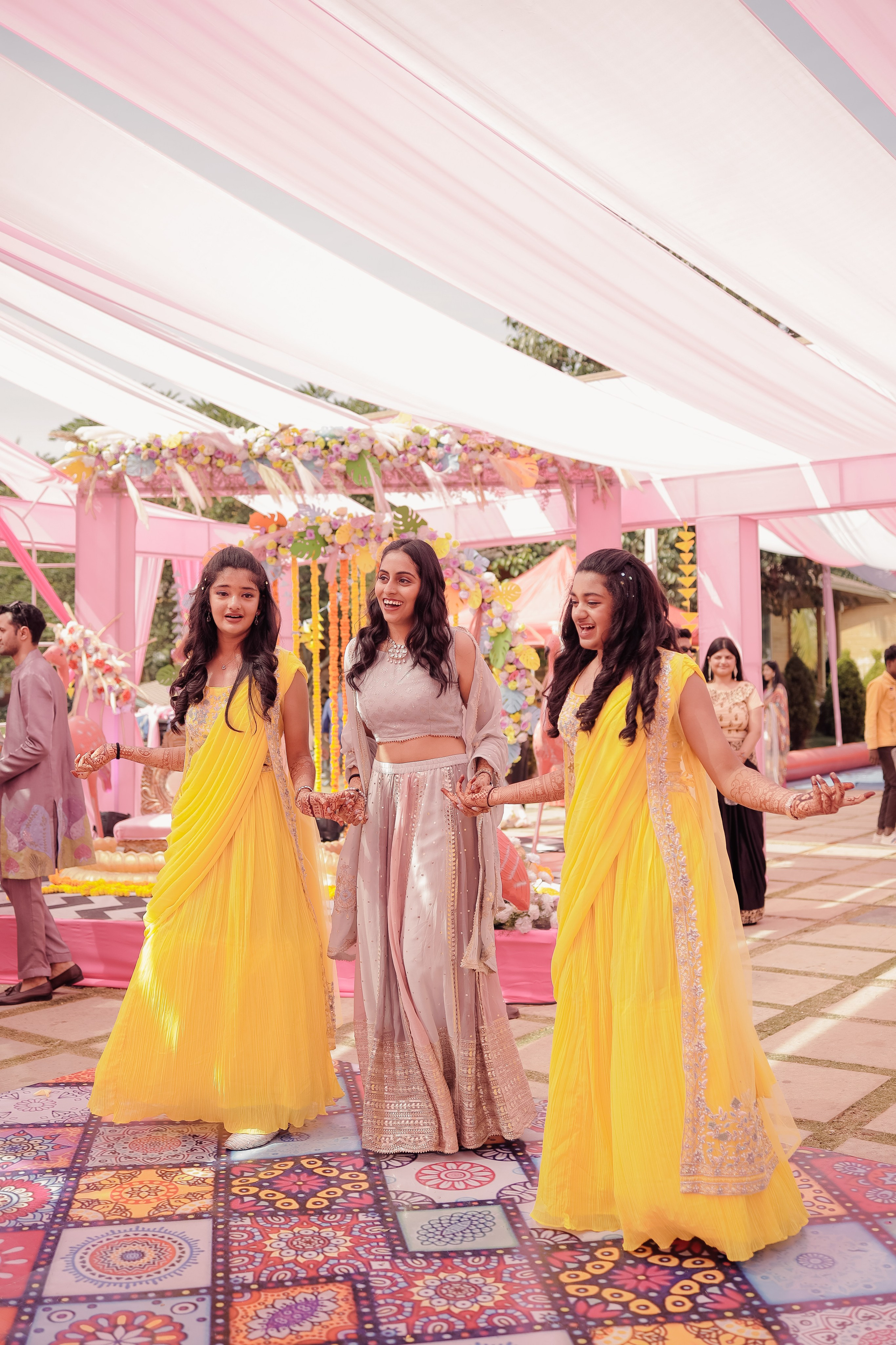 WEDDINGS. Love Emotions Weddings