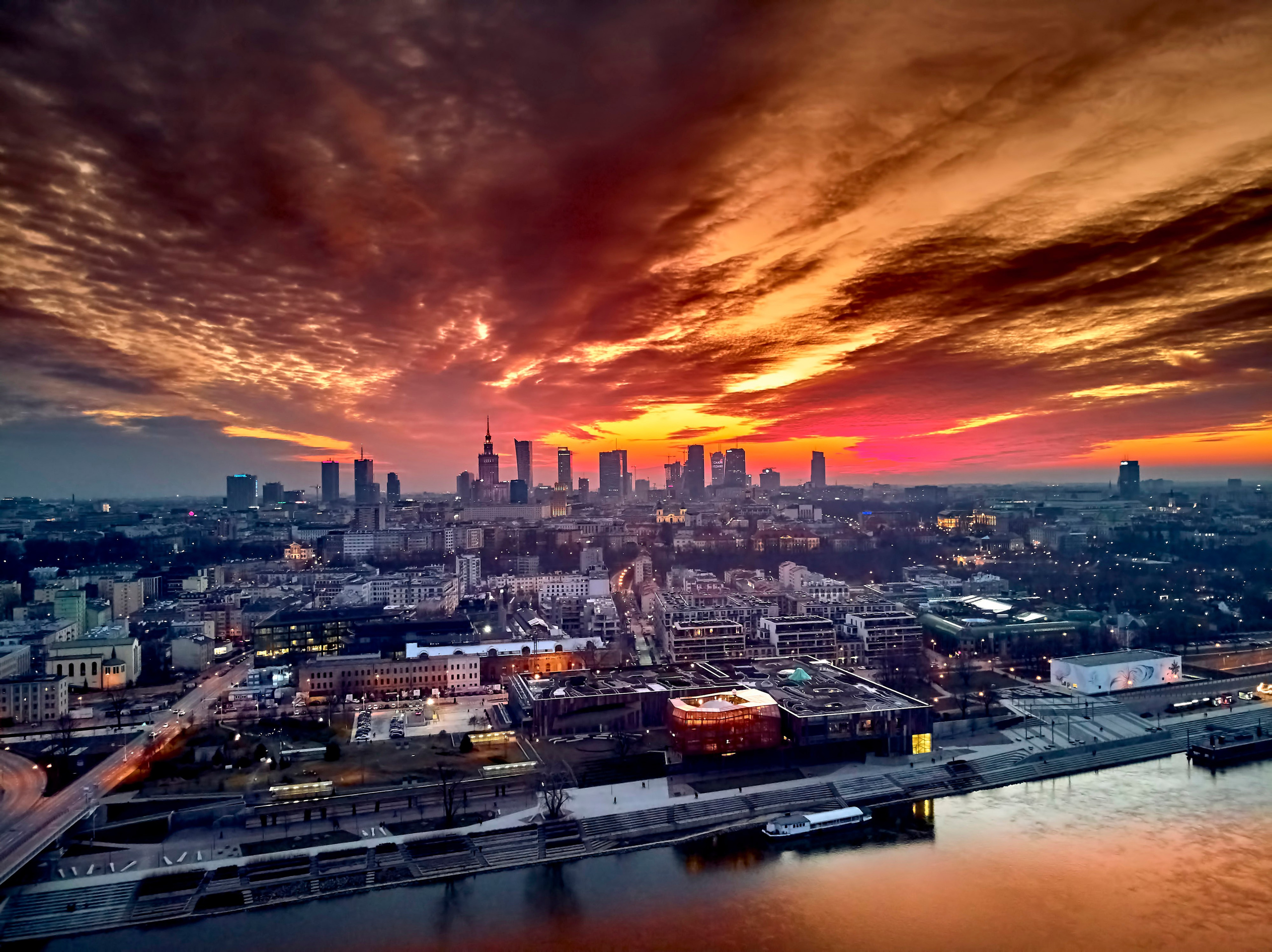 Lotnicza dronowa fotografia Warszawy - Miasto widziane z lotu ptaka. Андрей Шипилов — Фотография & Видеография