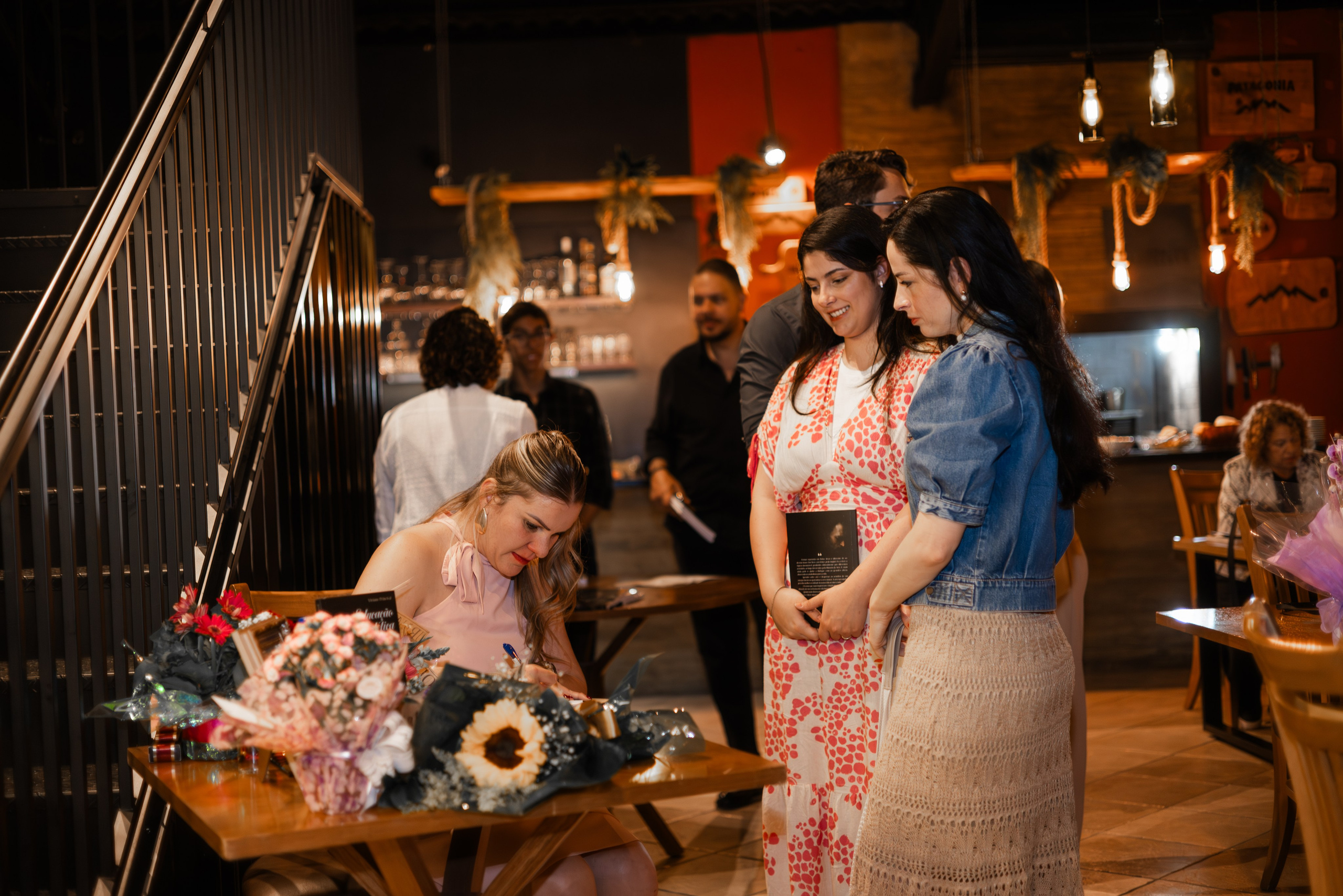 Lançamento de Livro Vivi Princival