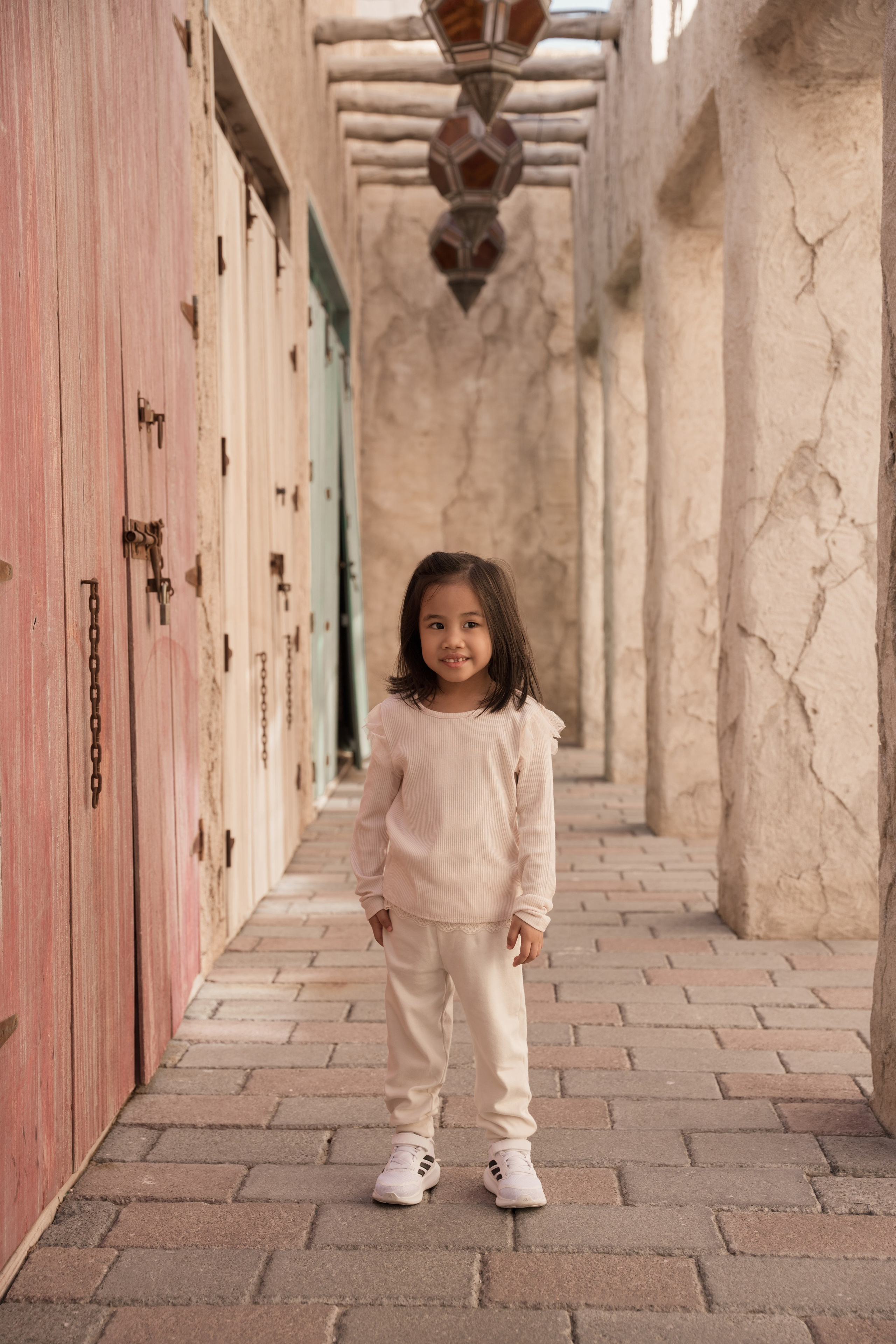 Happy 10 years in Old Town. Angela Iakovleva — Family Photographer in Dubai