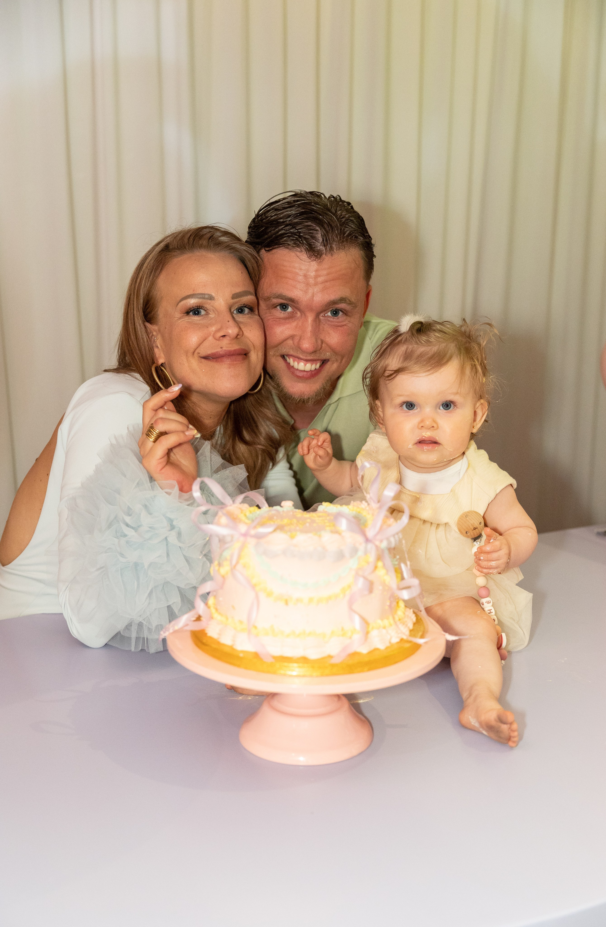 1 st Birthday. Portrait and Family Photographer in Netherlands