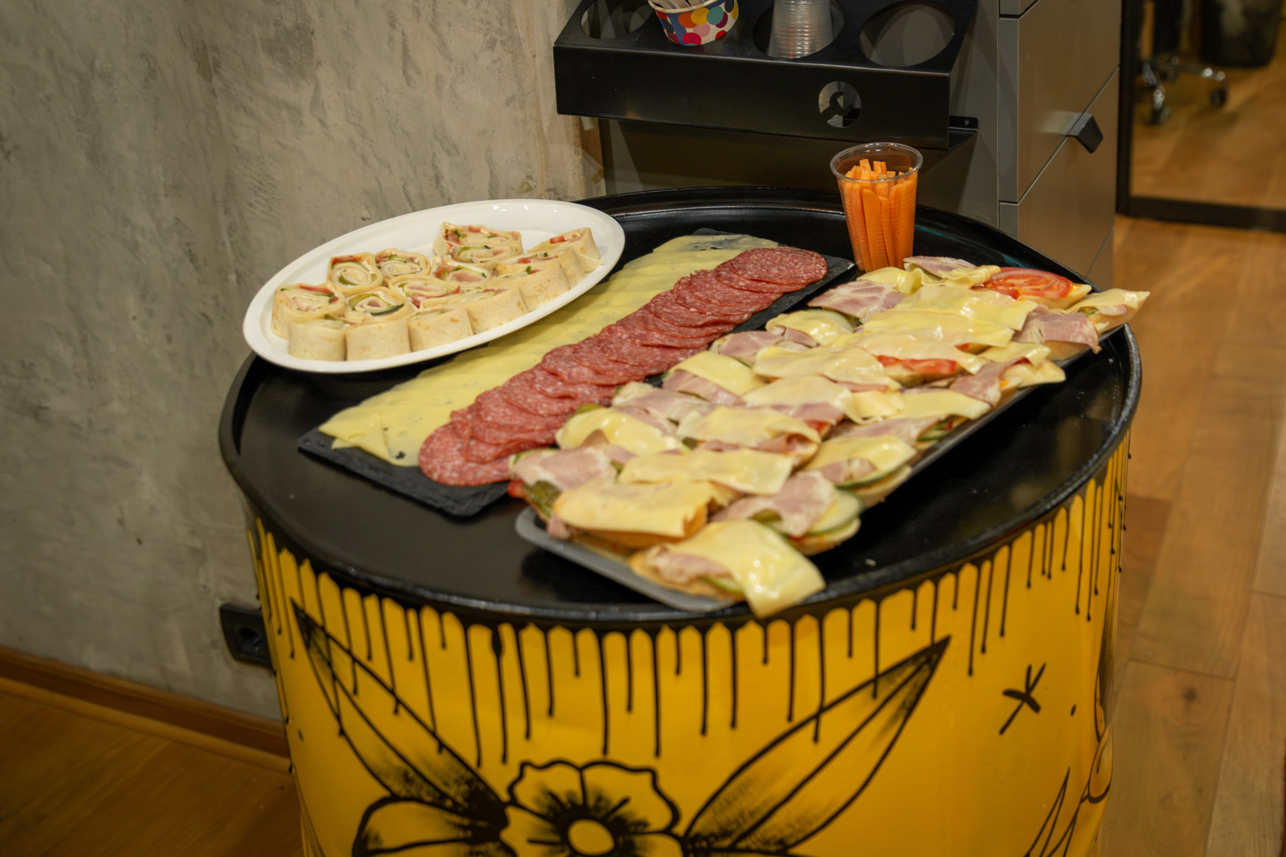 Репортажная фотосессия с открытия TATTO ROY в Белграде, Сербия. Виктория Федосеенко, фотограф в Сербии