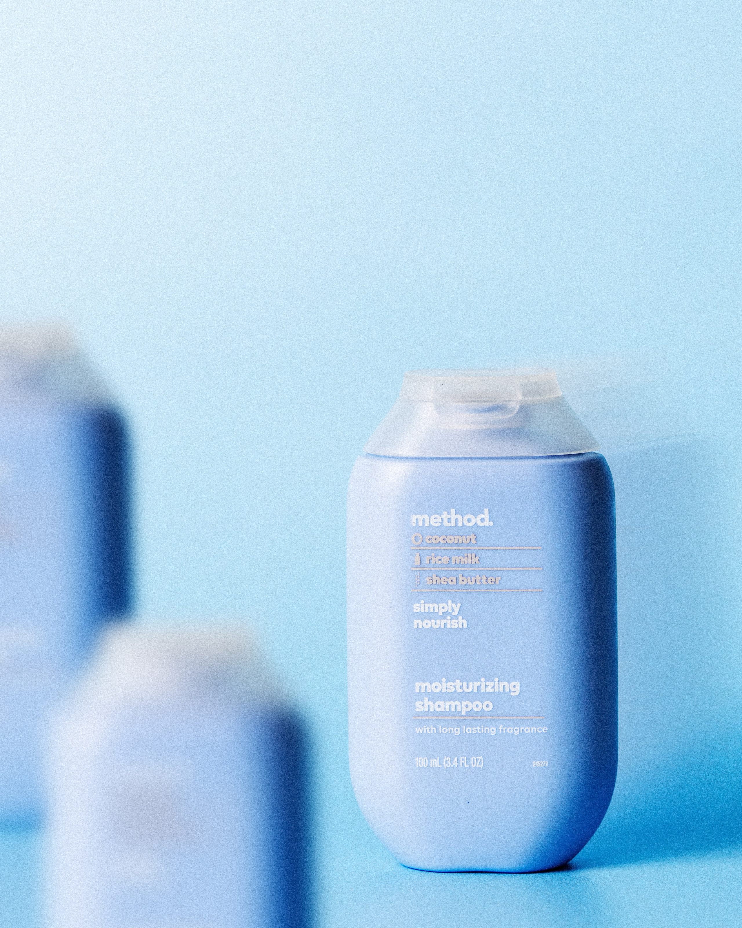 Shampoo. LILIIA ZABOTKINA product photographer California