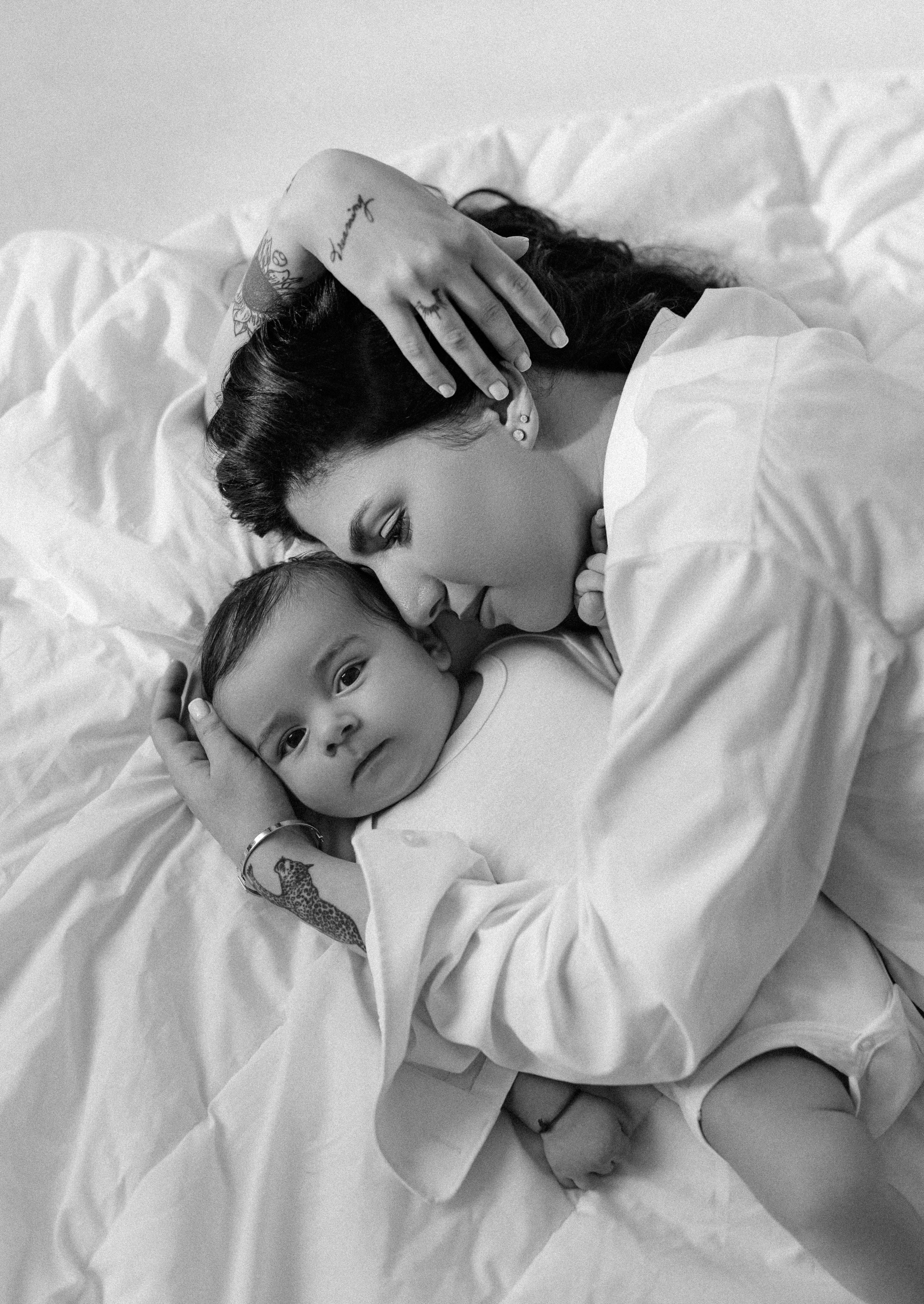 Mia & Theo. Krása tehotenstva v objektíve — Maria Milosovic, tehotenská fotografka