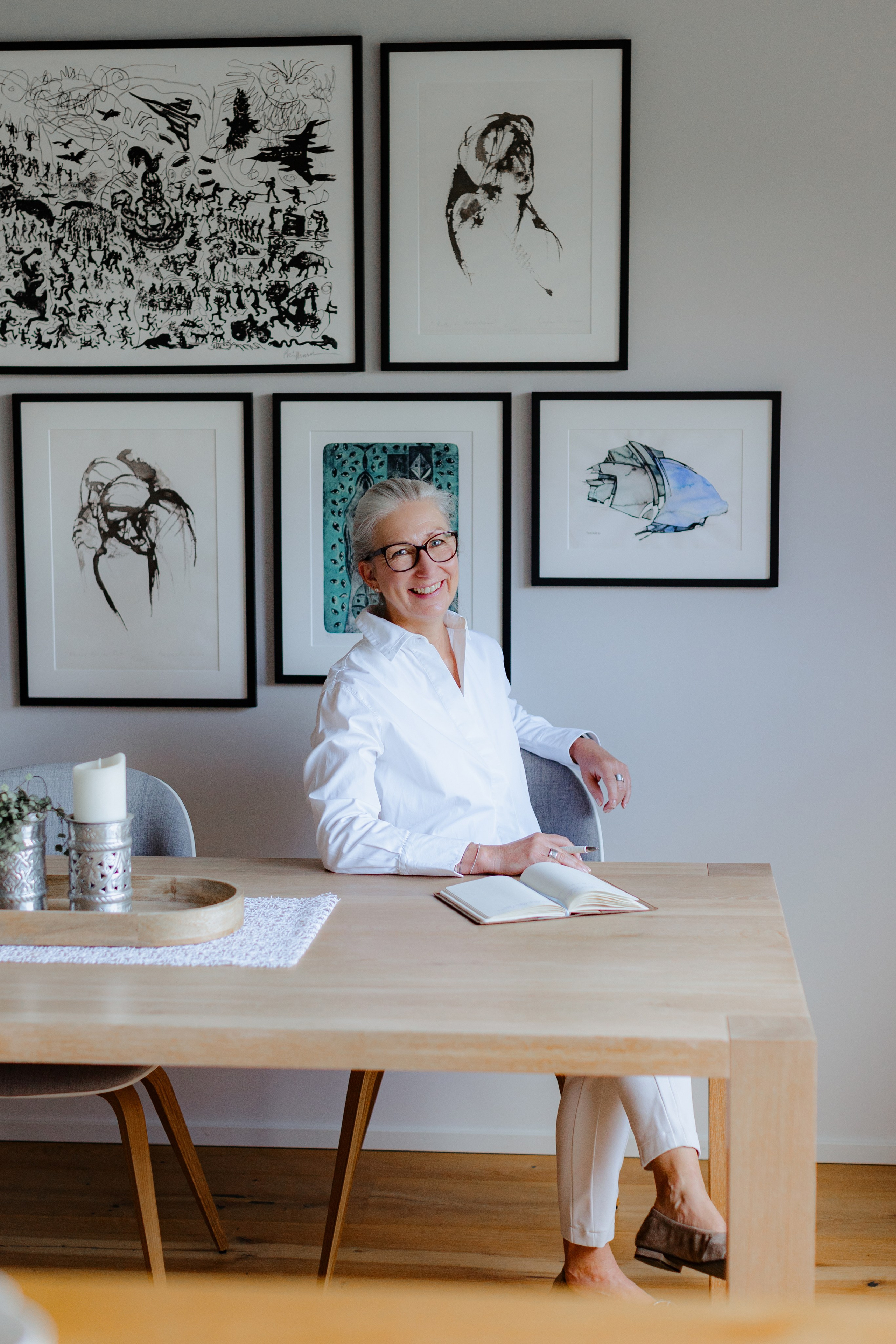 Heike. Amazing photo session at a time convenient for you. Y