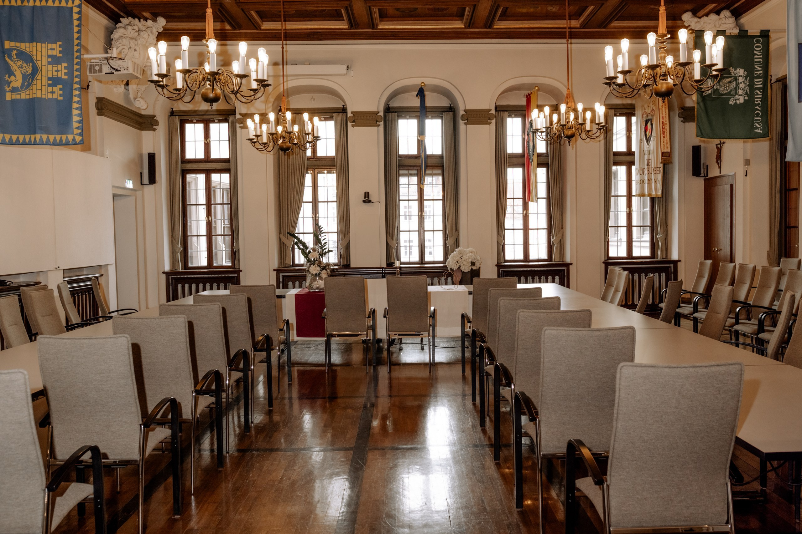 Chom & Kevin | Romantische Hochzeitsbilder in Würzburg – Hochzeitsfotografin Anna Saribekyan. Hochzeitsfotograf Würzburg | Anna Saribekyan