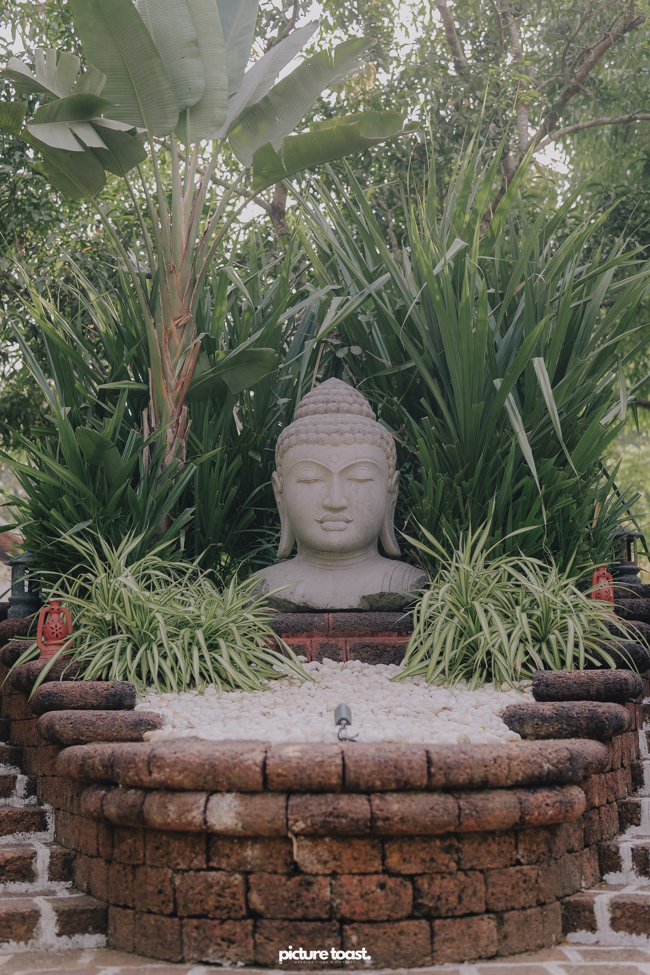 Varamala Ft. Barbie & Aneesh. Fine art Wedding Photographers in India & Canada