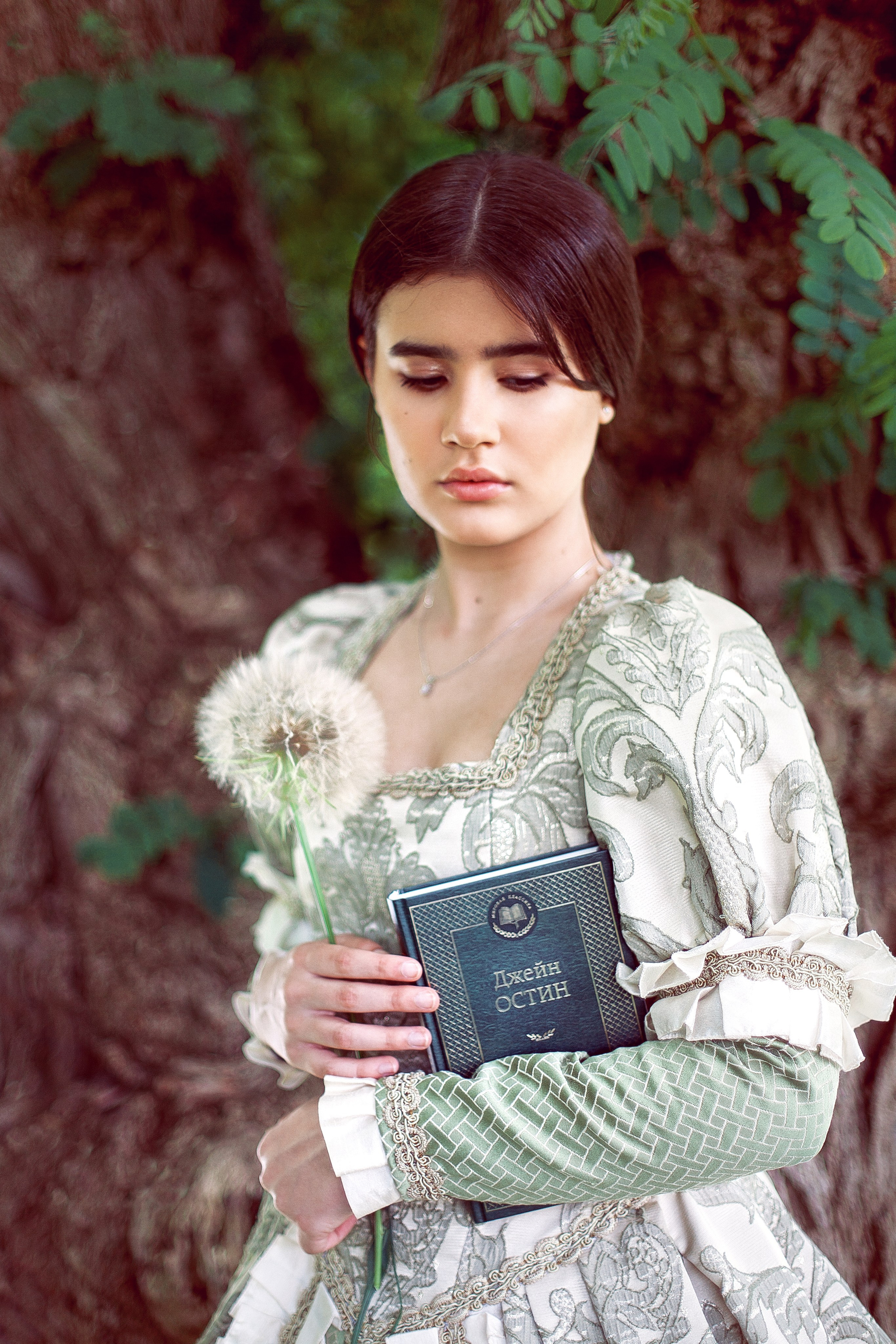 Creative. Photographer Anya Goldenberg. Works in Reading and surrounding areas