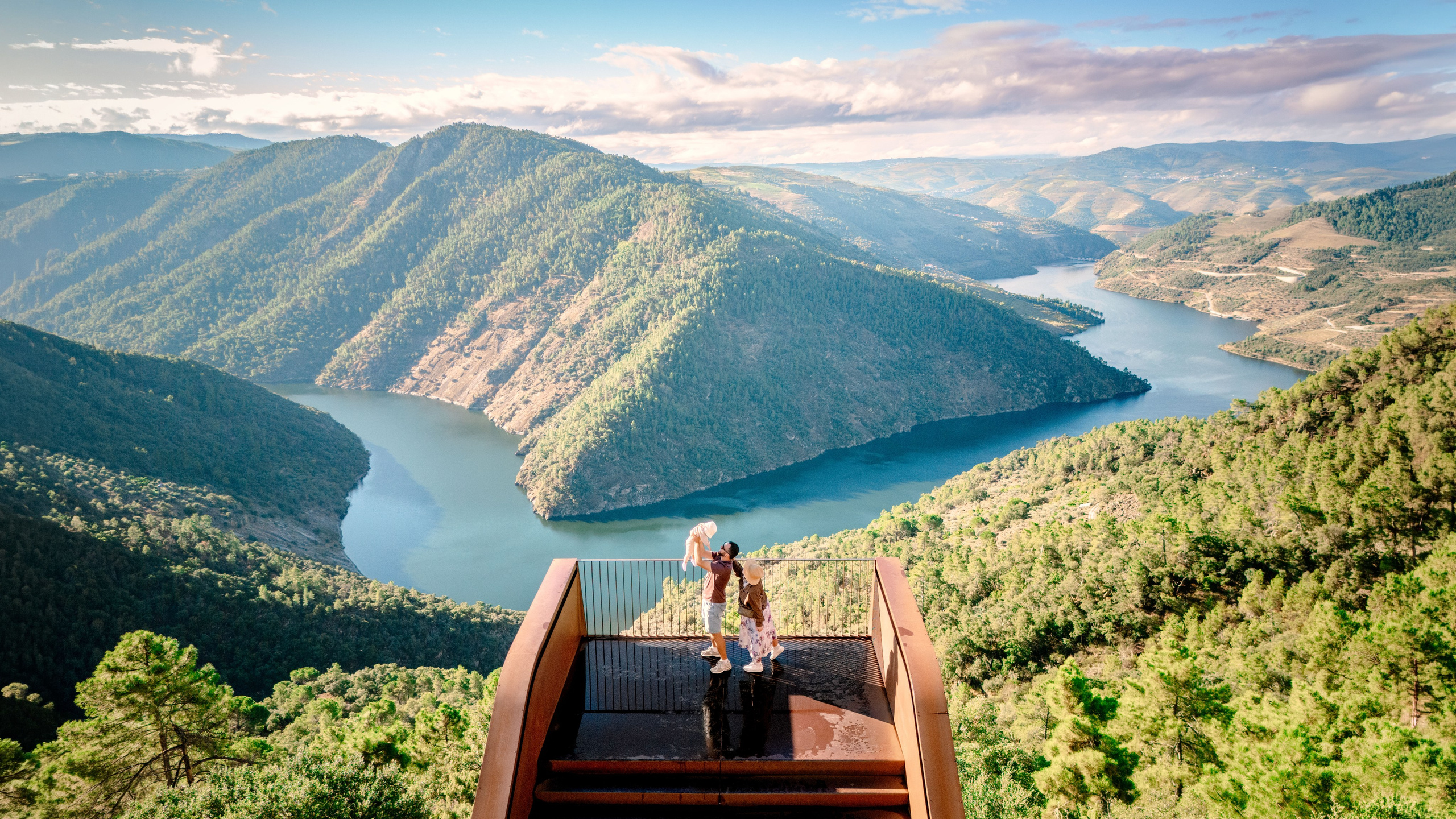 Photographer Porto | Travel Photos & Photo Tours