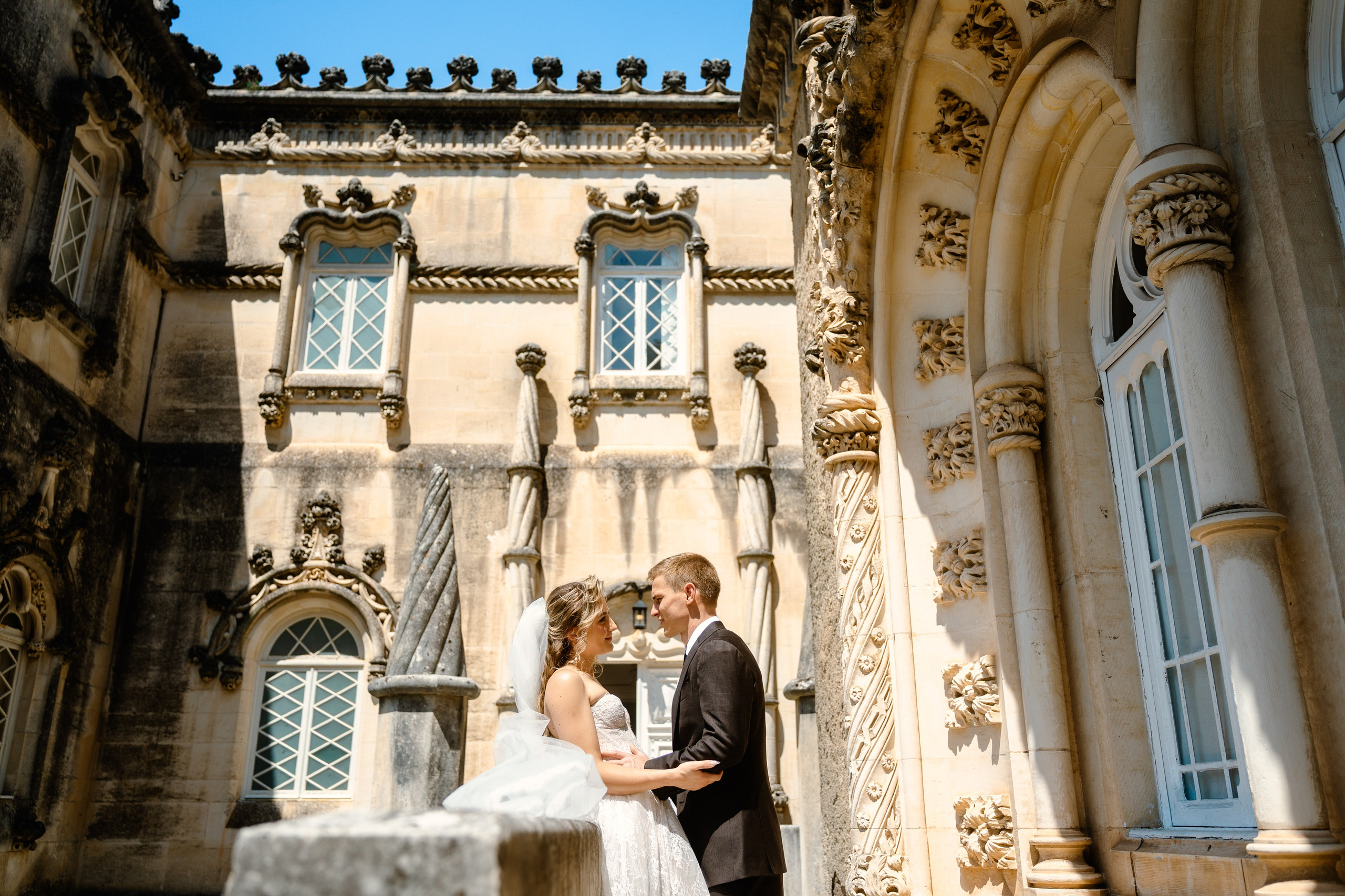 PHOTO SHOOT AT BUSSACO PALACE. Photographer Porto | Travel Photos & Photo Tours