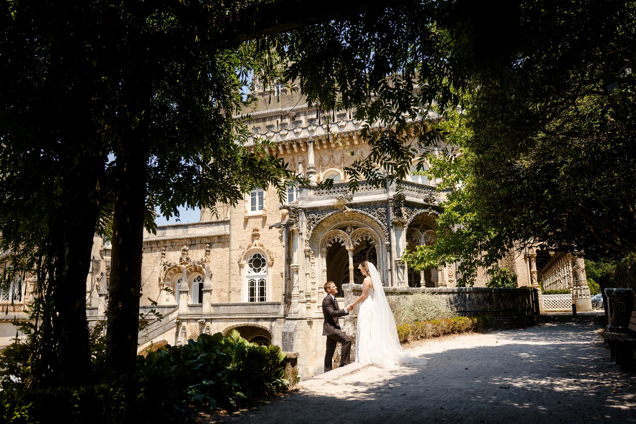 PHOTO SHOOT AT BUSSACO PALACE. Photographer Porto | Travel Photos & Photo Tours