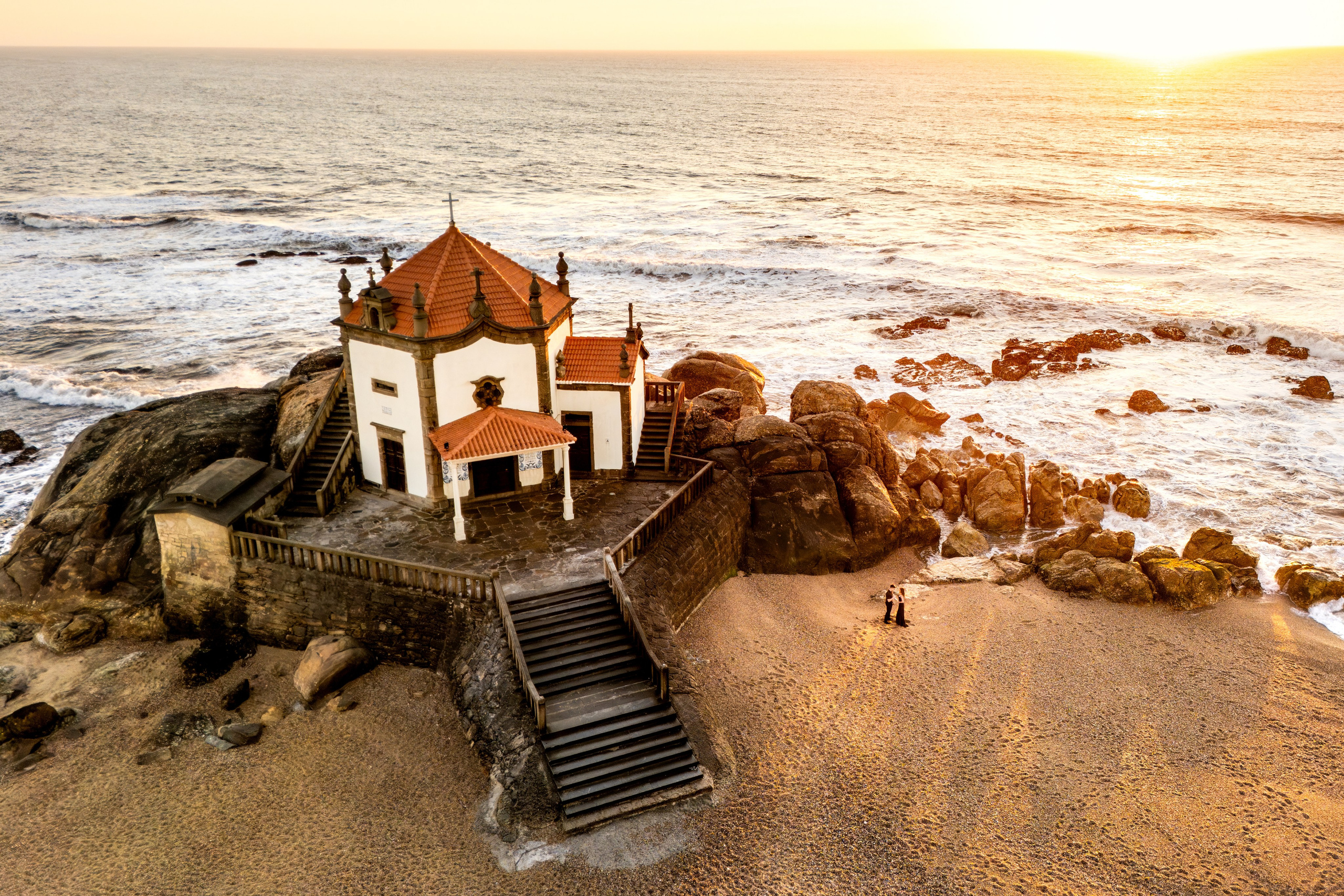 Capela do Senhor da Pedra Photoshoot | Beach Photographer near Porto
