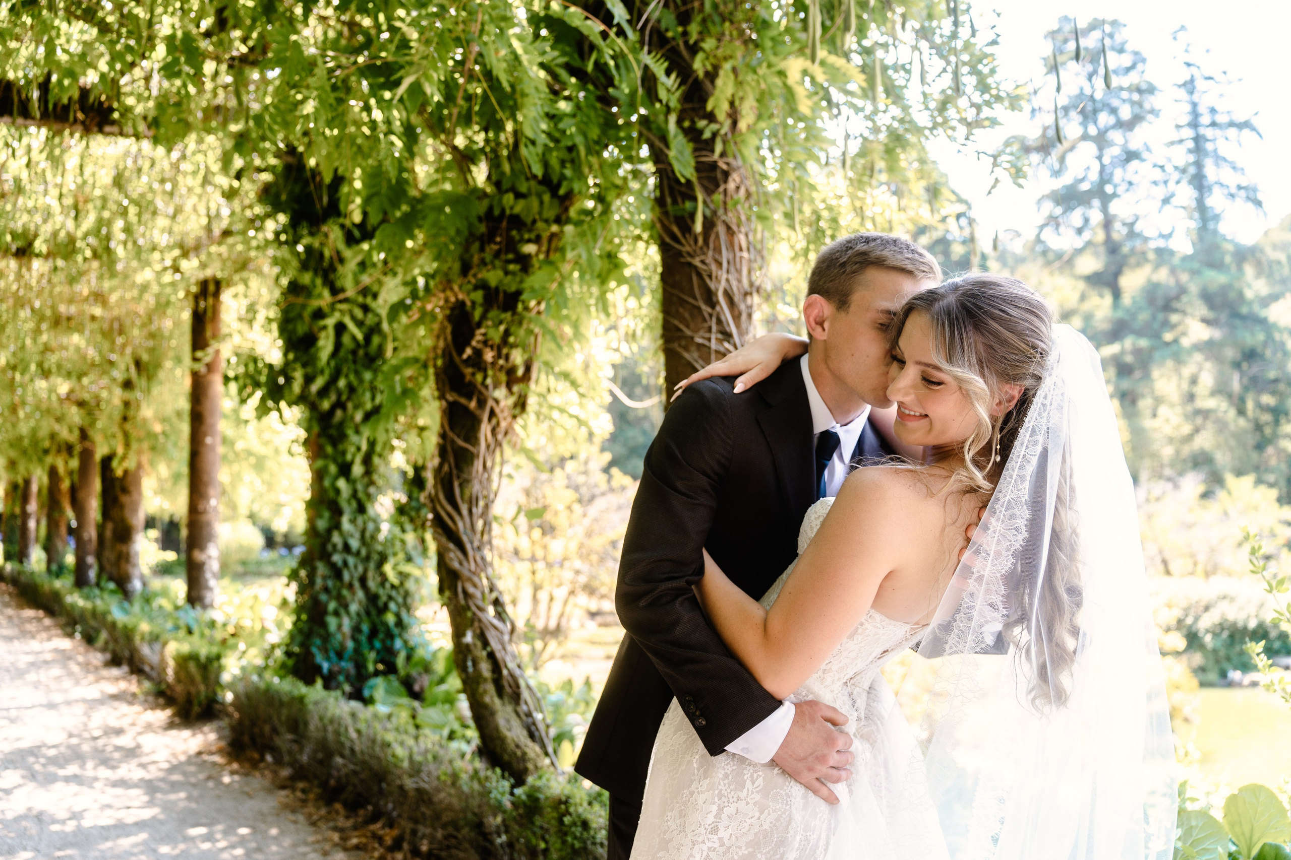 PHOTO SHOOT AT BUSSACO PALACE. Photographer Porto | Travel Photos & Photo Tours