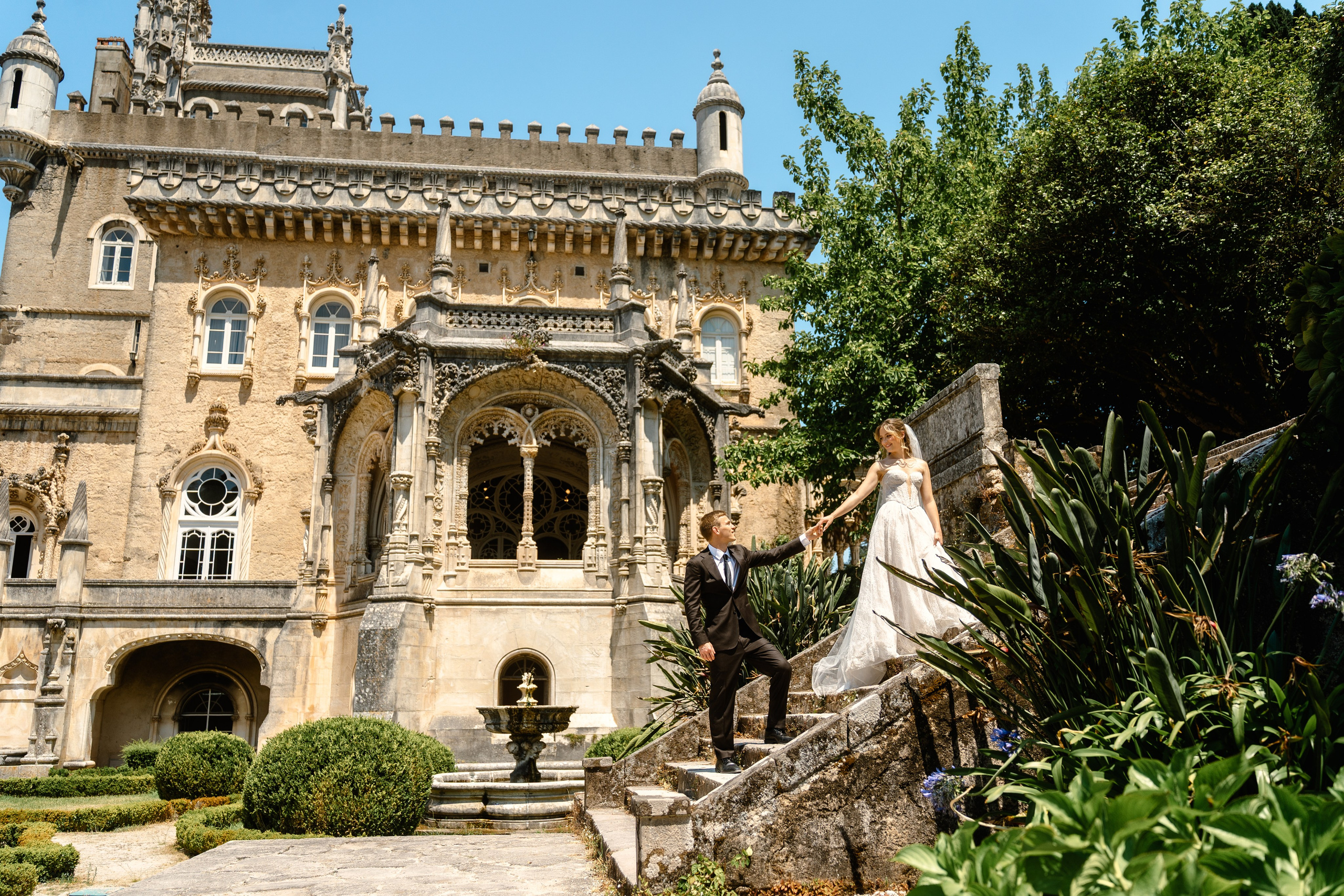 PHOTO SHOOT AT BUSSACO PALACE. Photographer Porto | Travel Photos & Photo Tours