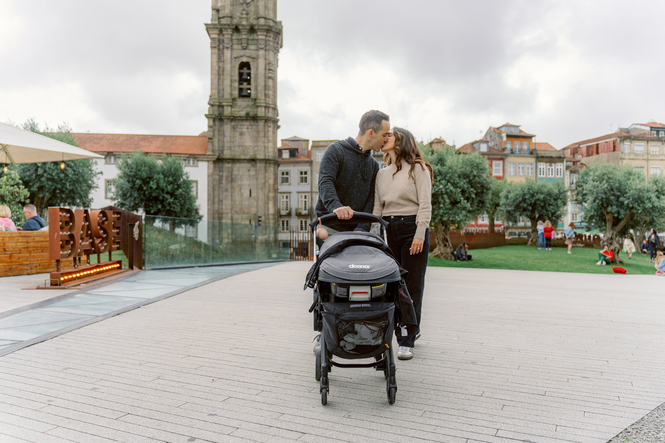 Семейная фотосессия в Порту. Фотограф в Португалии Полина Готовая