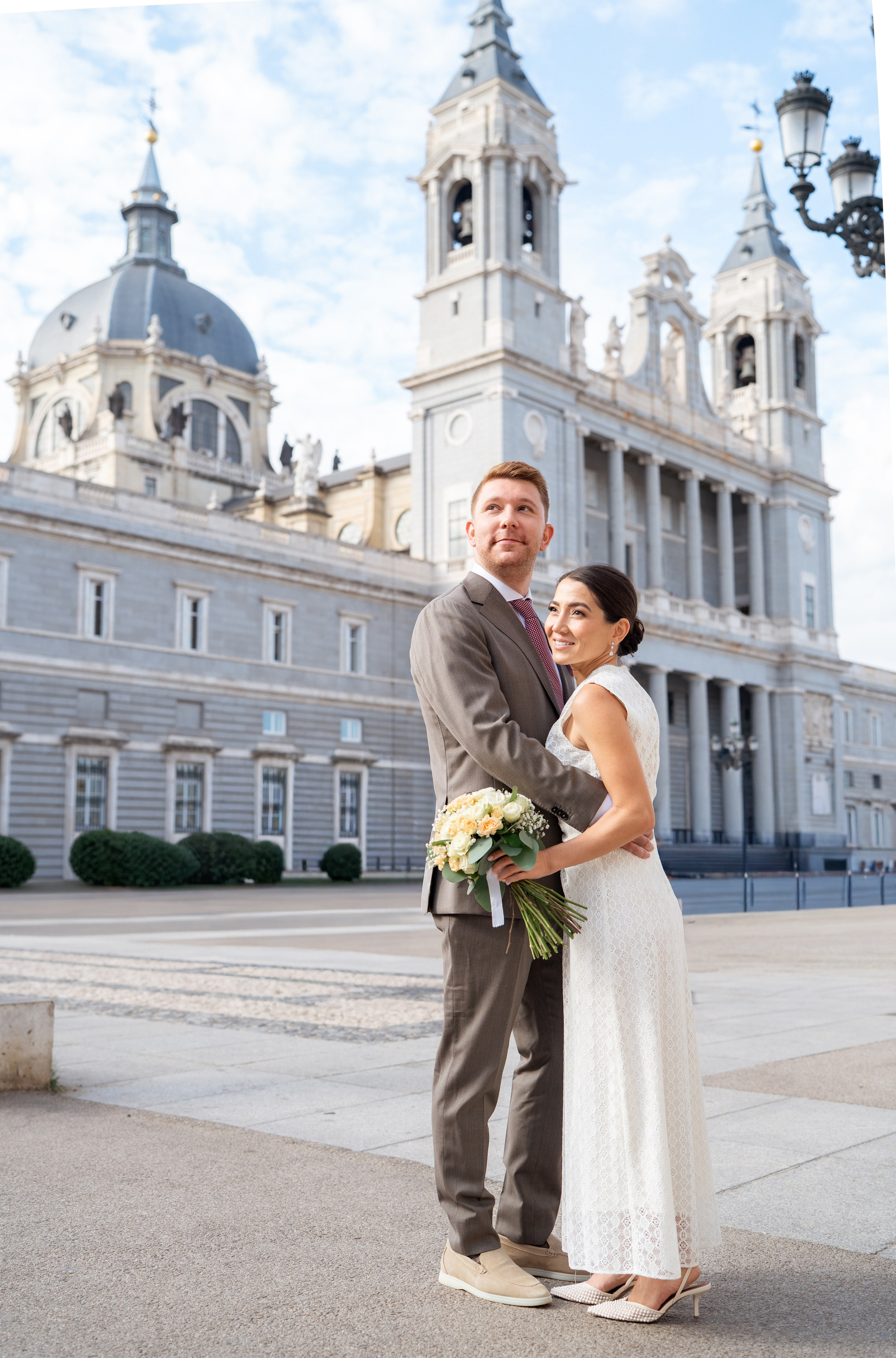 Elopement photoshoot in Madrid city centre. Fotógrafo en Madrid, España. Alyona Belyaninova