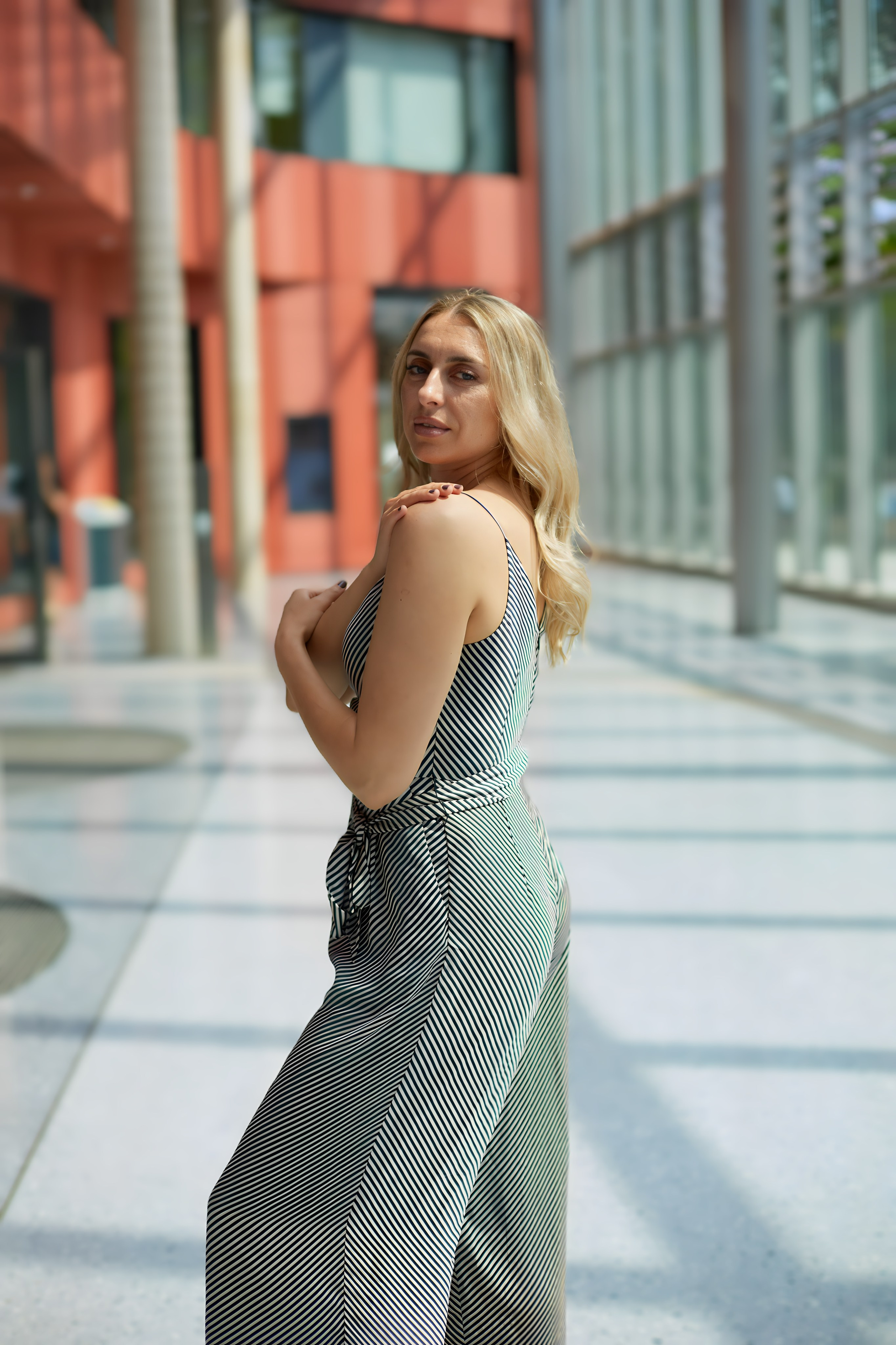 Viktorija im Garten. PHOTOgrapher Germany MARBURG