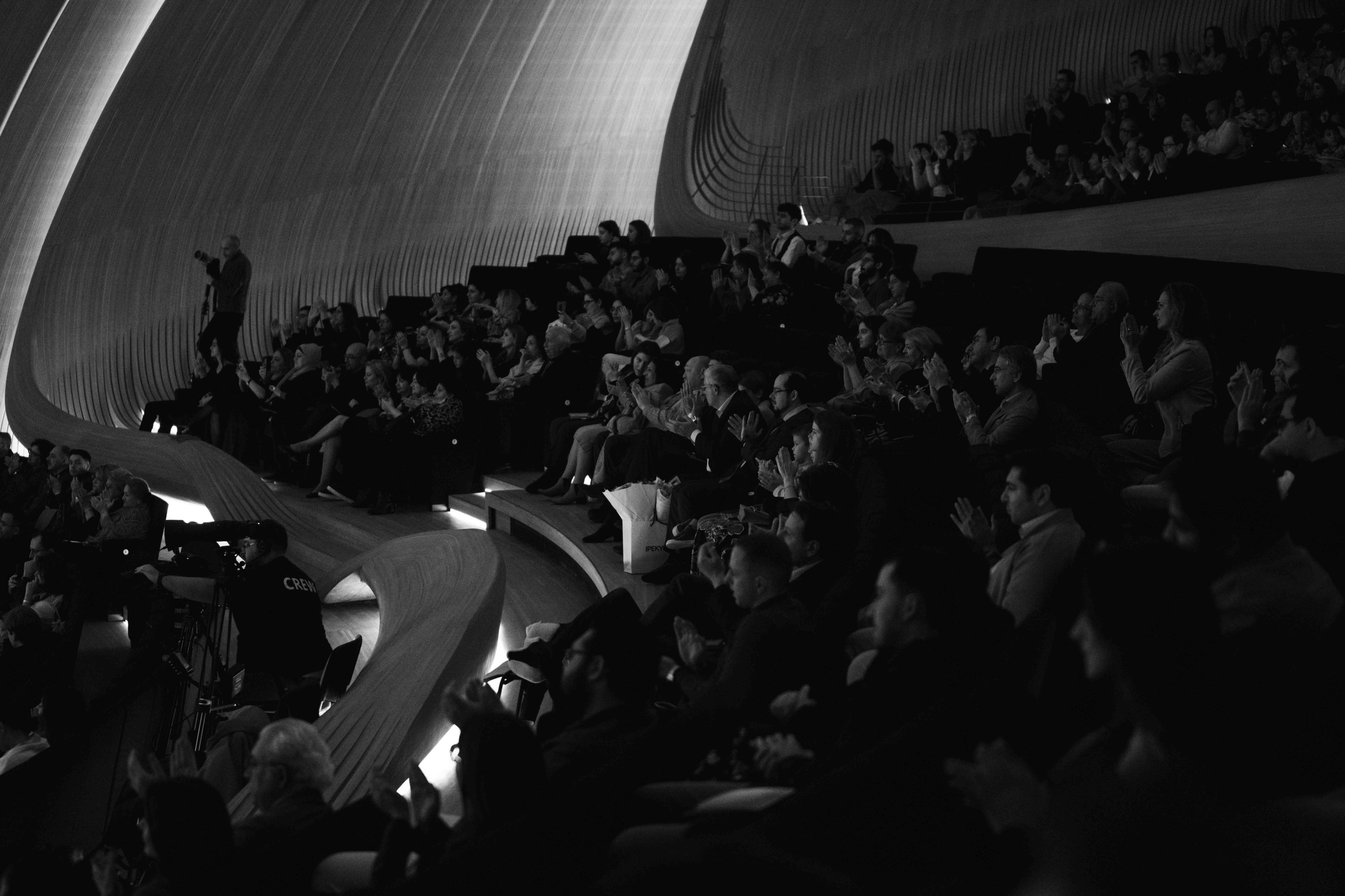 The Tchaikovsky Academic Grand Symphony Orchestra in Baku. Wedding&Event photographer Ismail Rzayev in Baku